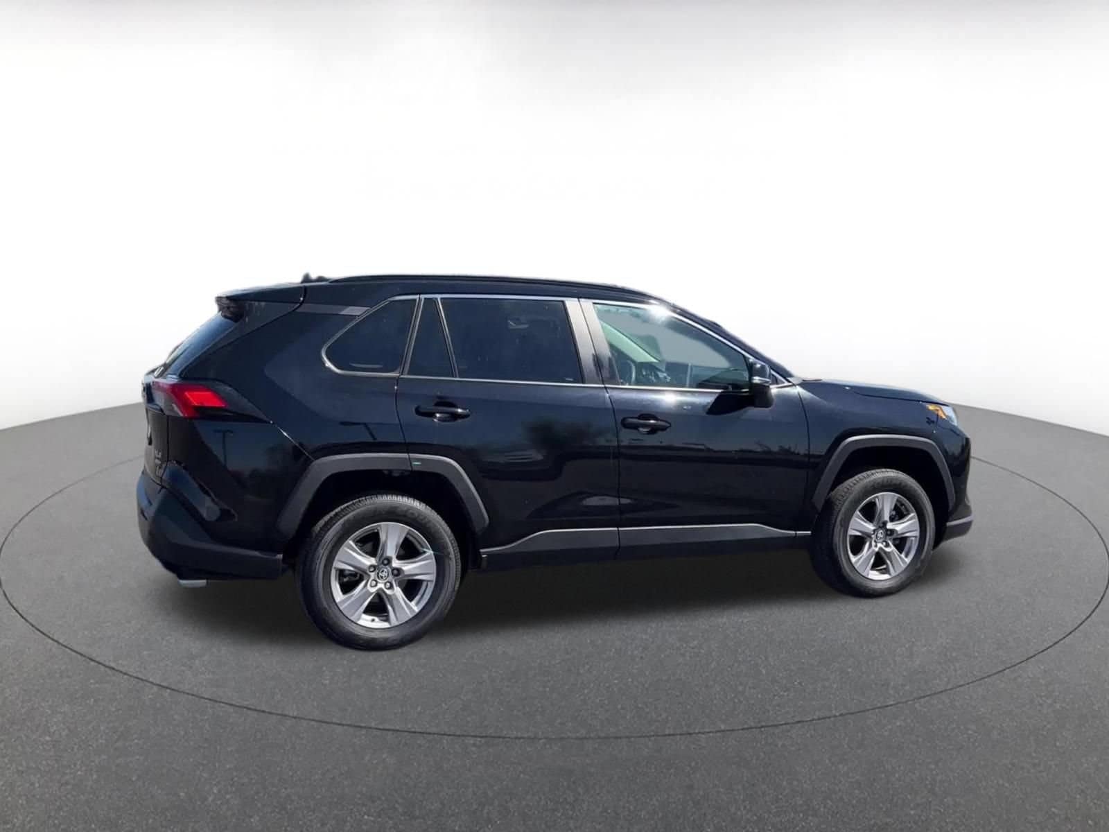 Thumbnail: 2025 Toyota RAV4 - 13