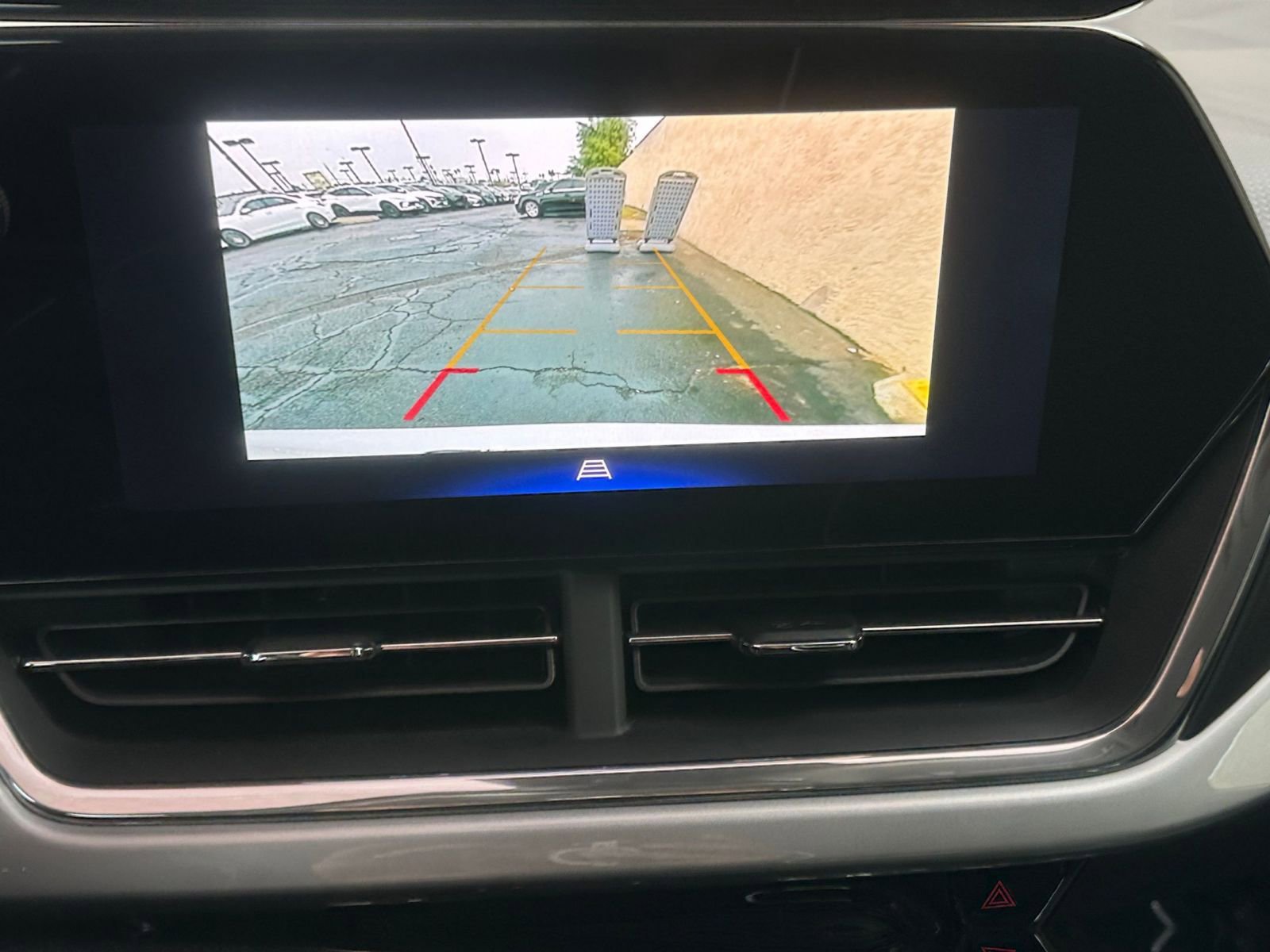 Thumbnail: 2025 Chevrolet Trax - 17