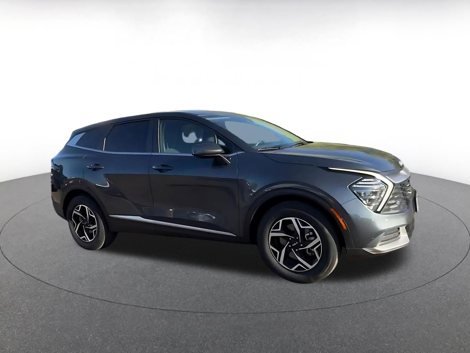 Thumbnail: 2025 Kia Sportage - 2