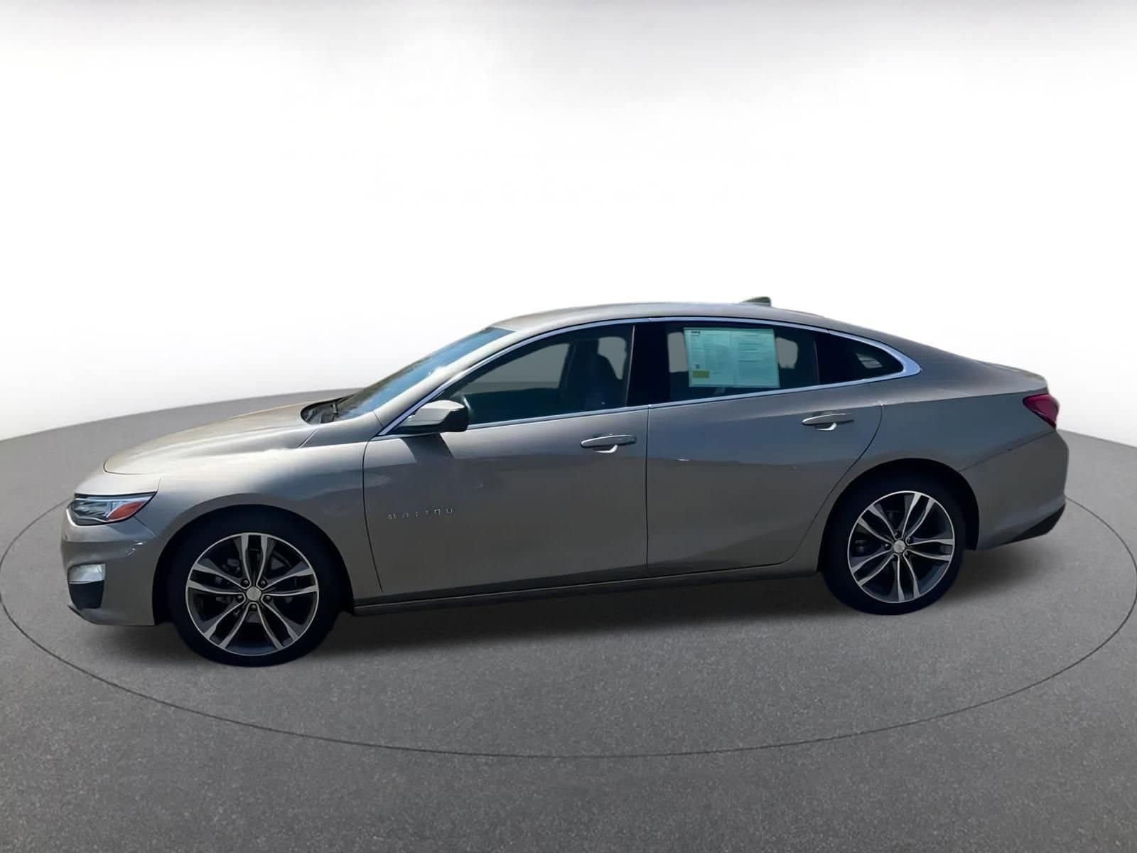 Thumbnail: 2024 Chevrolet Malibu - 9