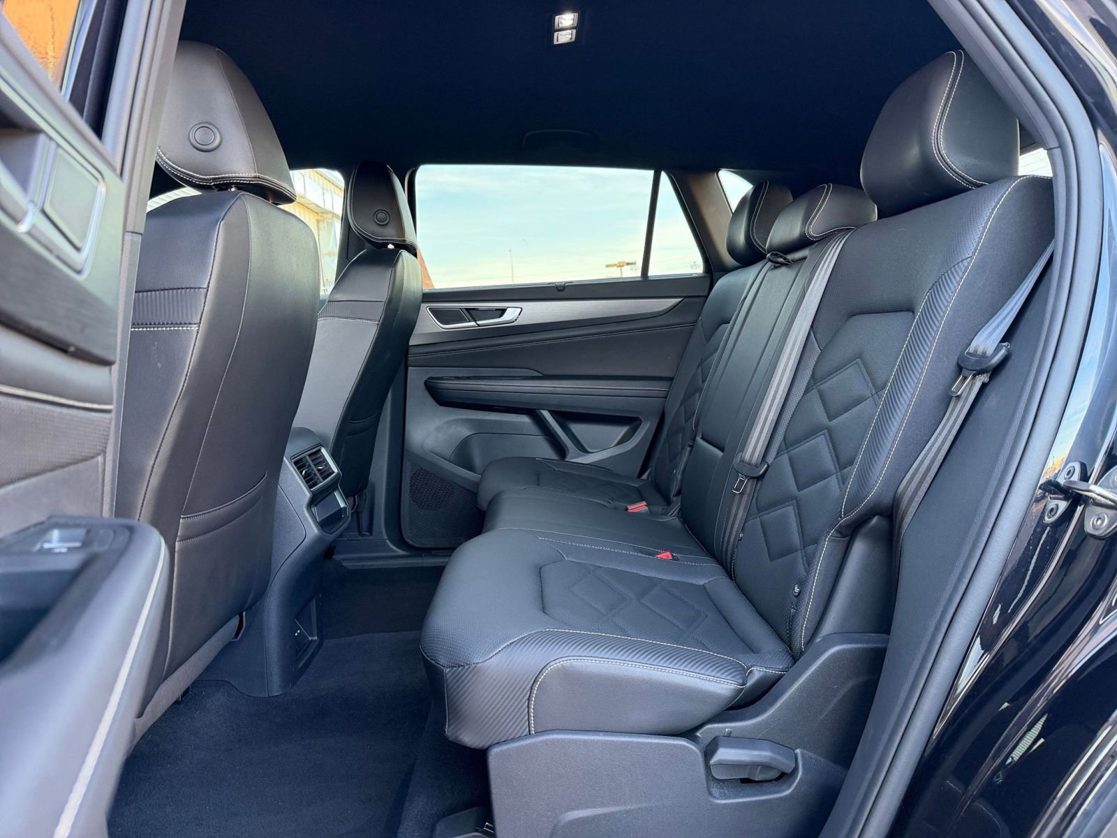 Thumbnail: 2025 Volkswagen Atlas - 27