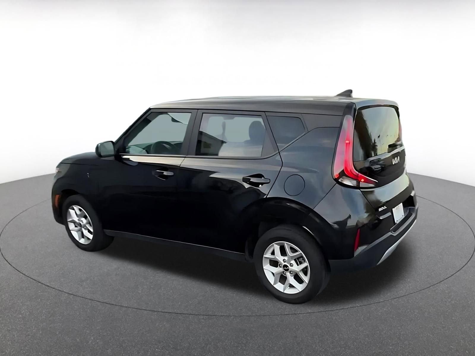 Thumbnail: 2025 Kia Soul - 10