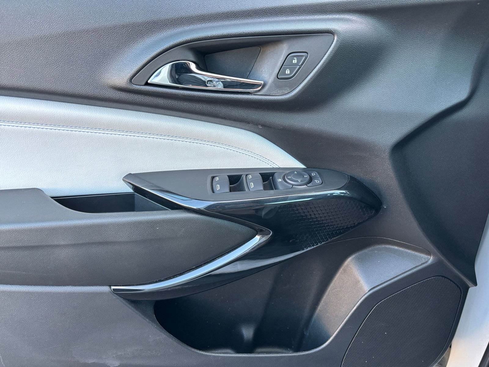 Thumbnail: 2025 Chevrolet Trax - 20