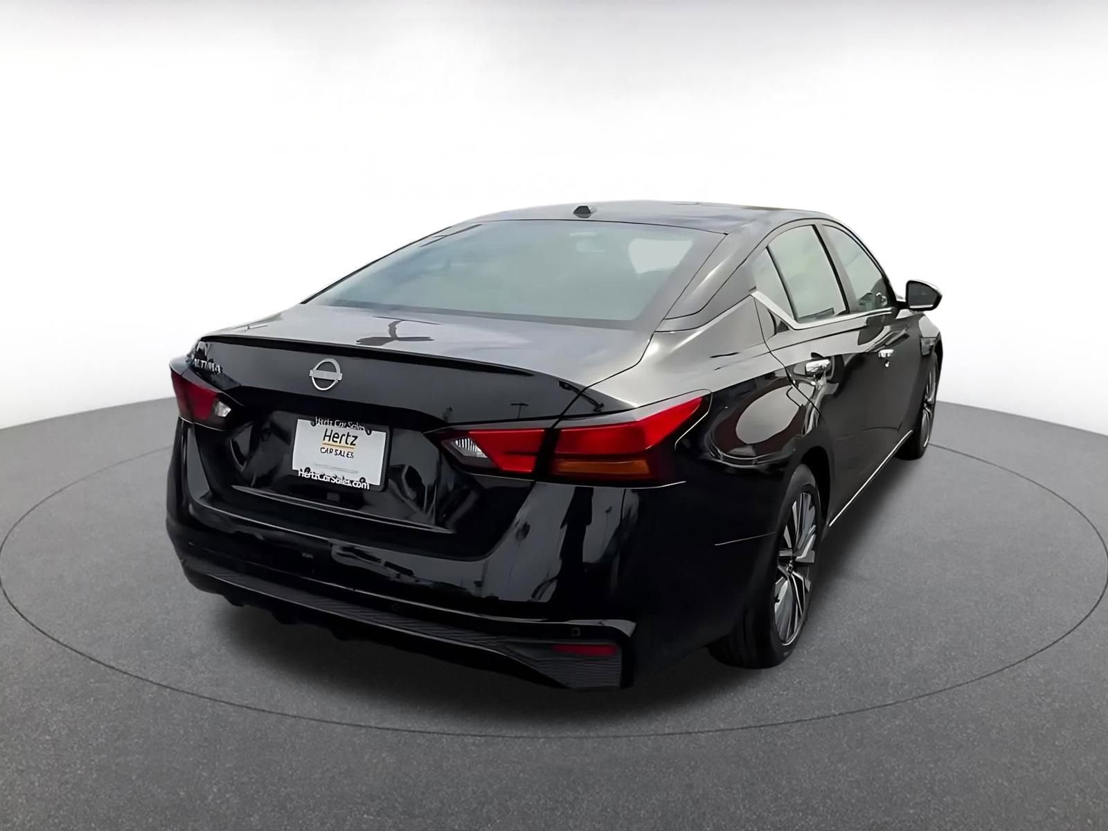 Thumbnail: 2025 Nissan Altima - 15