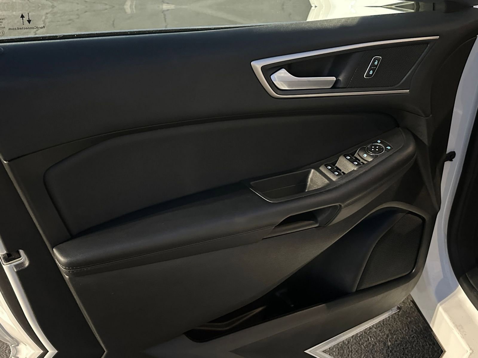 2024 Ford Edge SEL 20