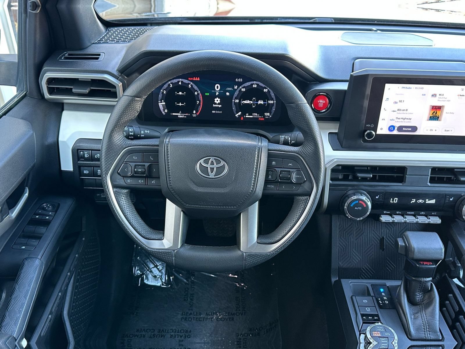 Thumbnail: 2024 Toyota Tacoma - 32