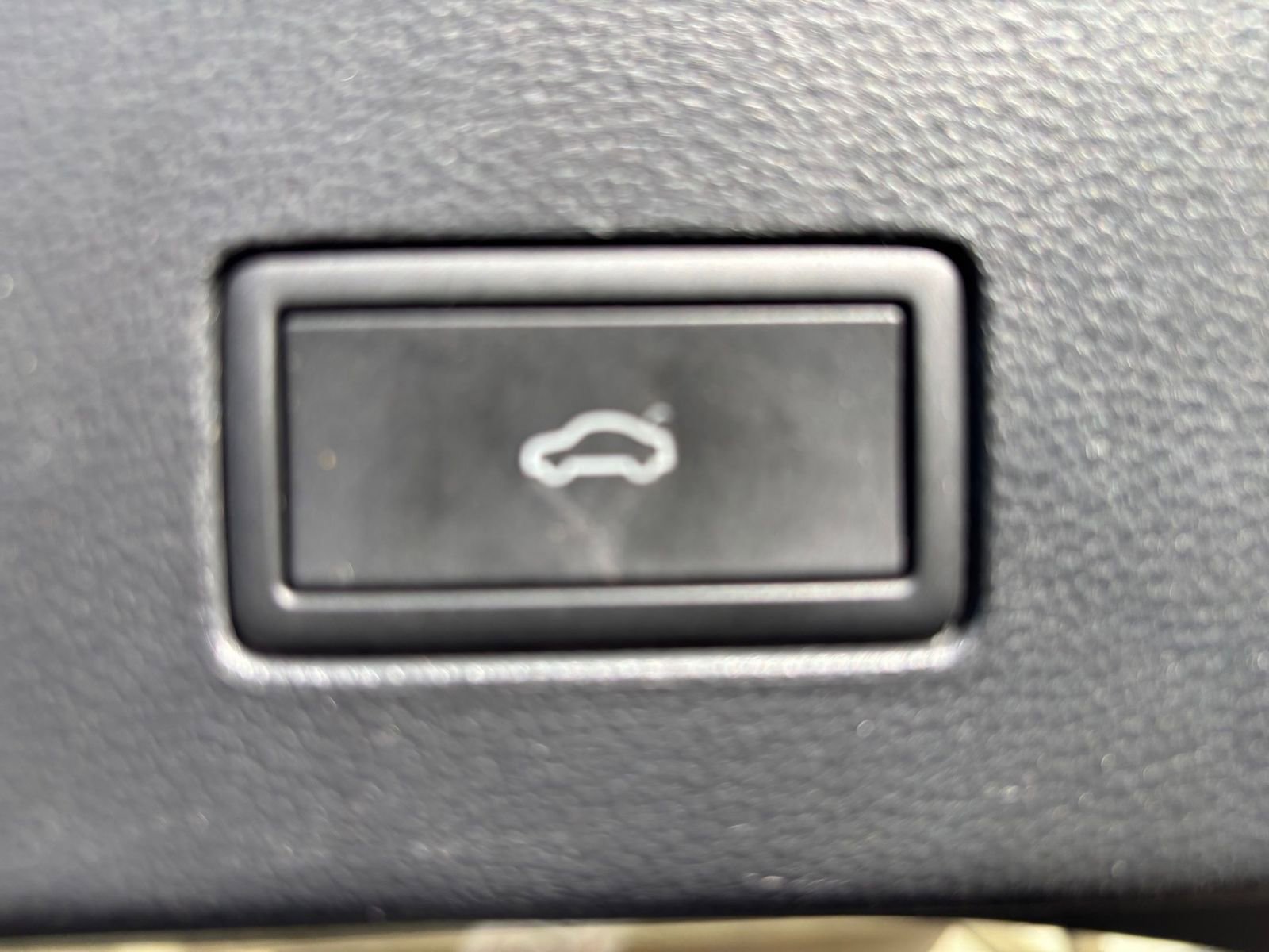 Thumbnail: 2025 Volkswagen Atlas - 23