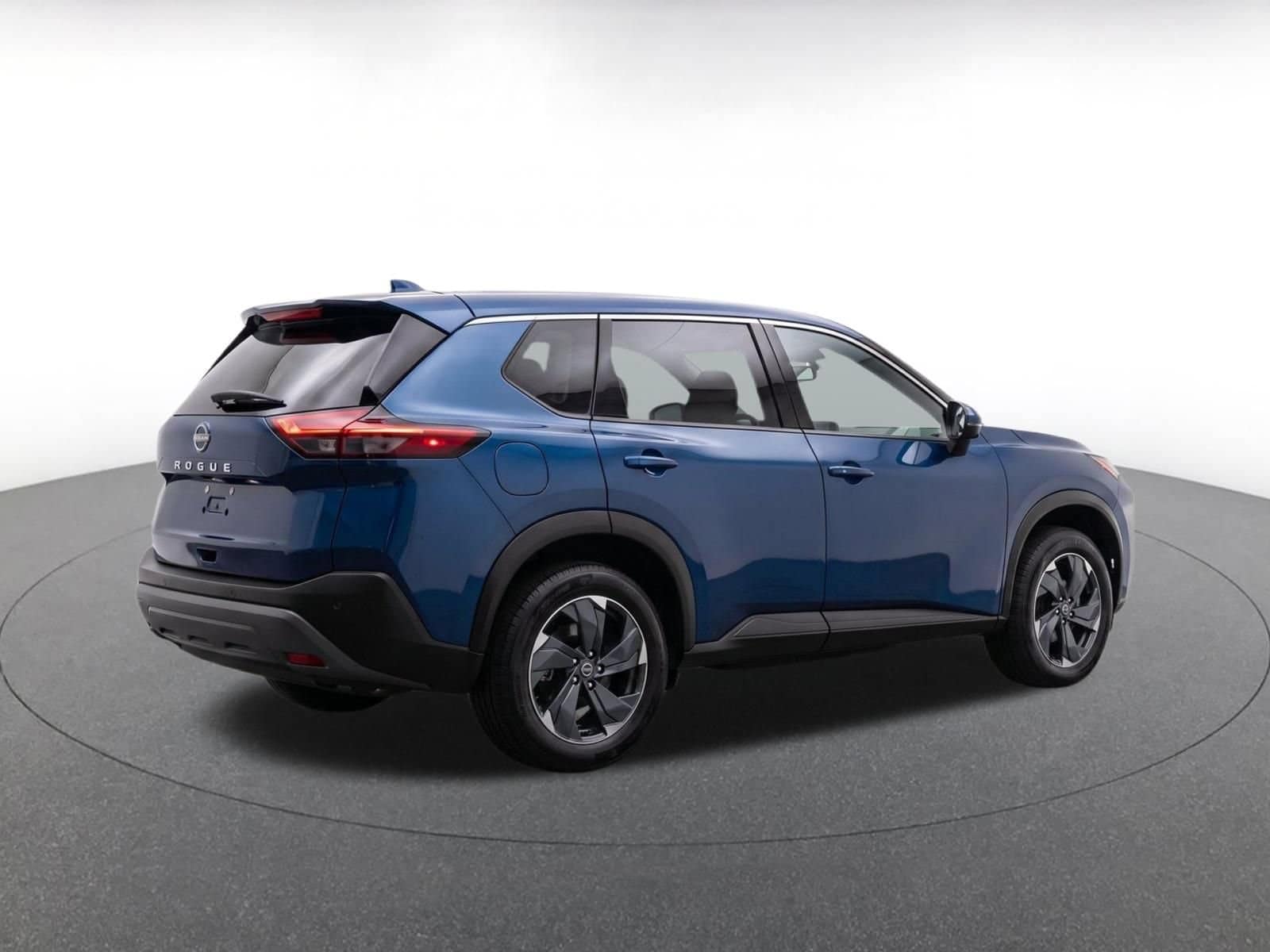 Thumbnail: 2025 Nissan Rogue - 9