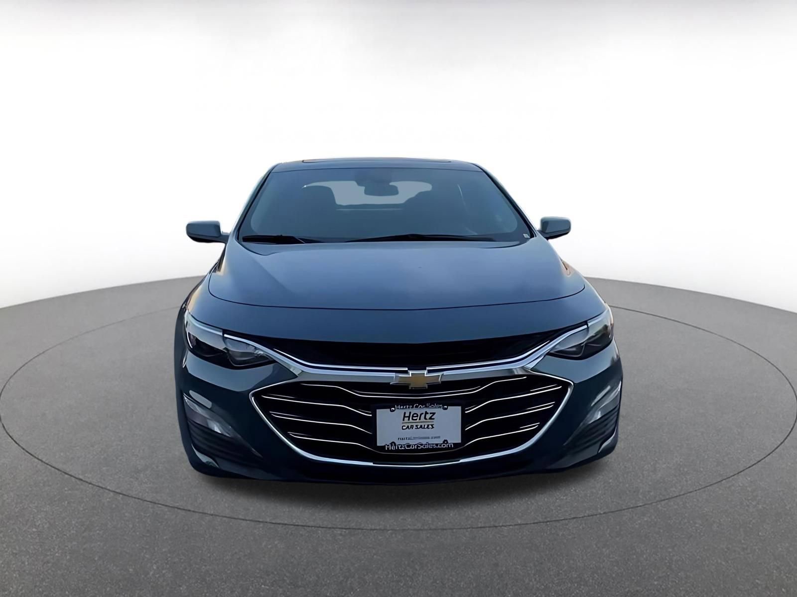 Thumbnail: 2024 Chevrolet Malibu - 4