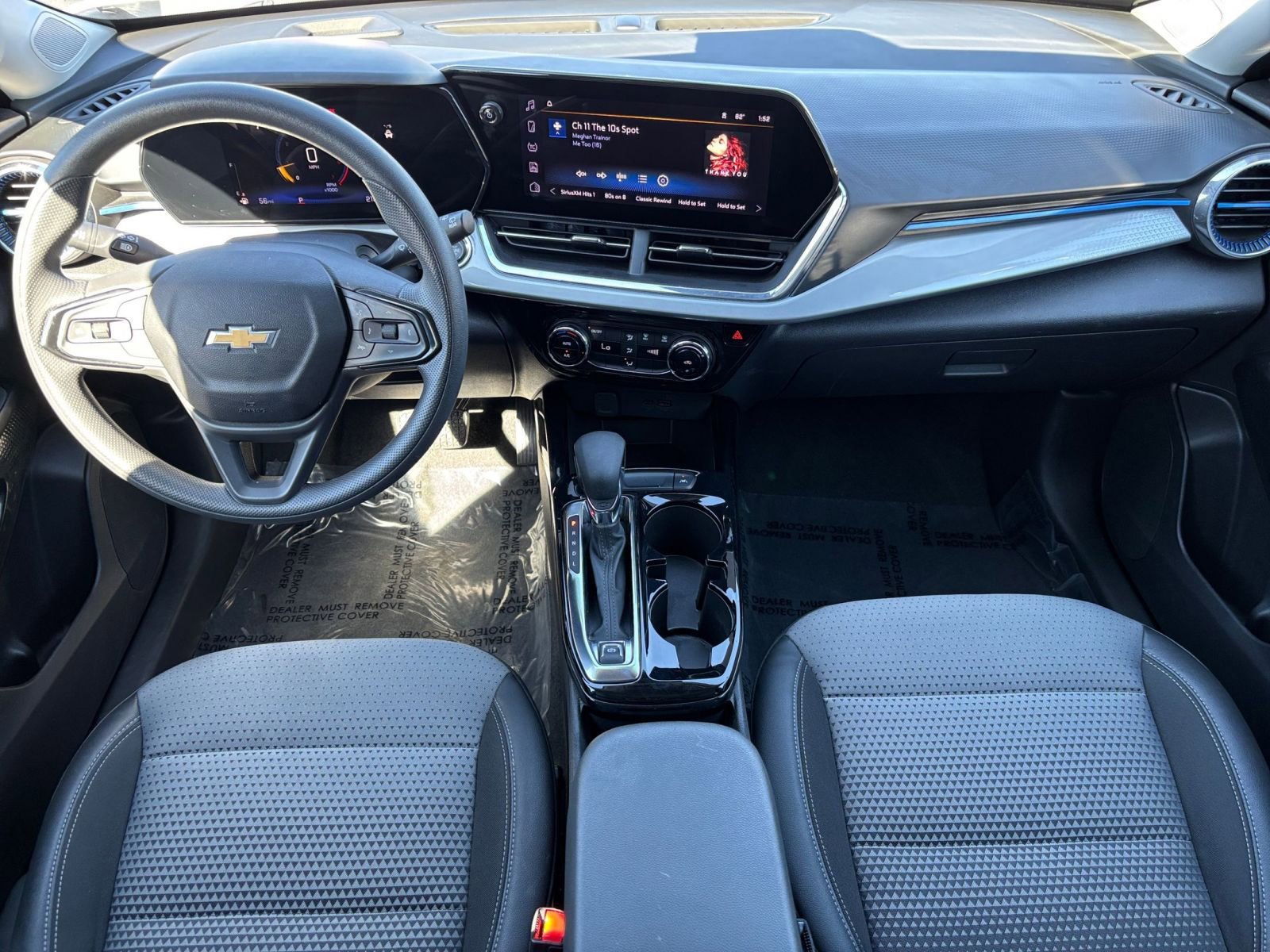 Thumbnail: 2025 Chevrolet Trax - 32