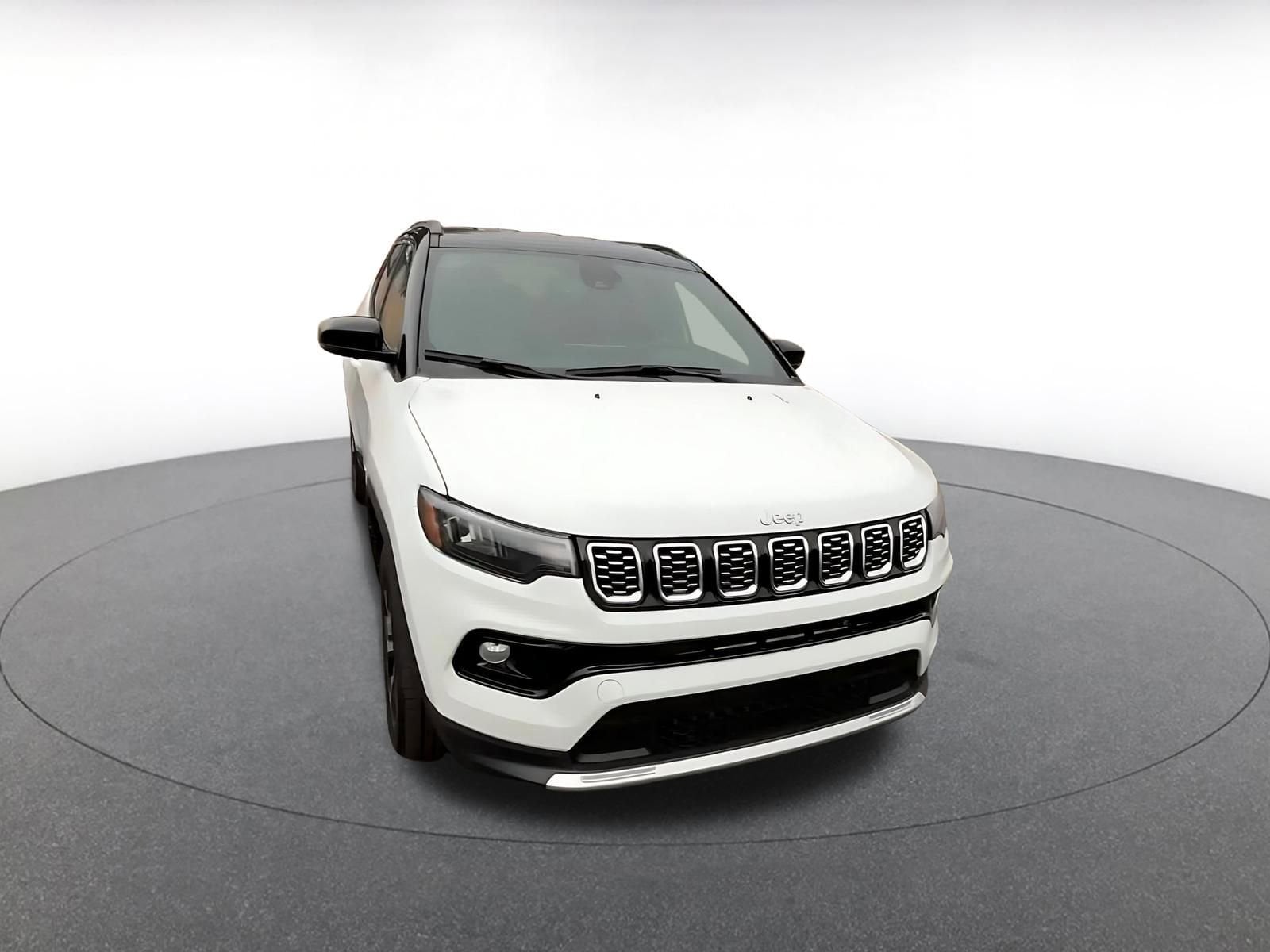Thumbnail: 2025 Jeep Compass - 3