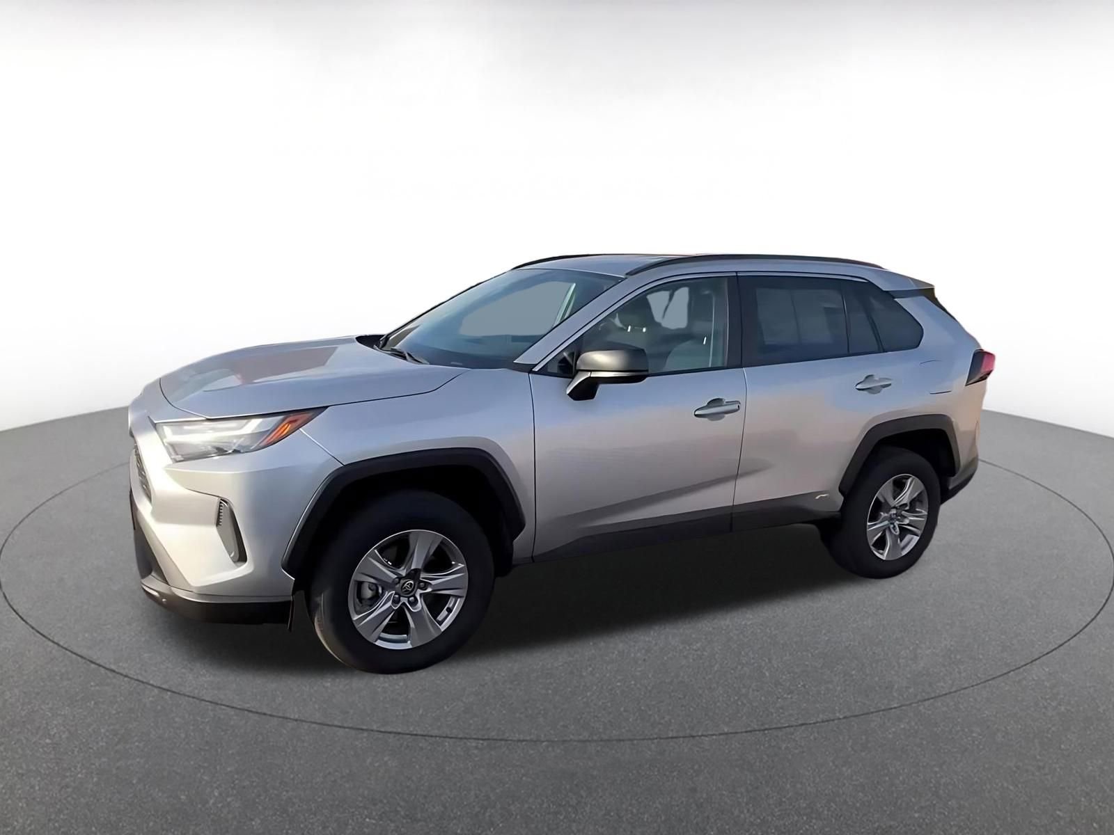 Thumbnail: 2025 Toyota RAV4 - 8
