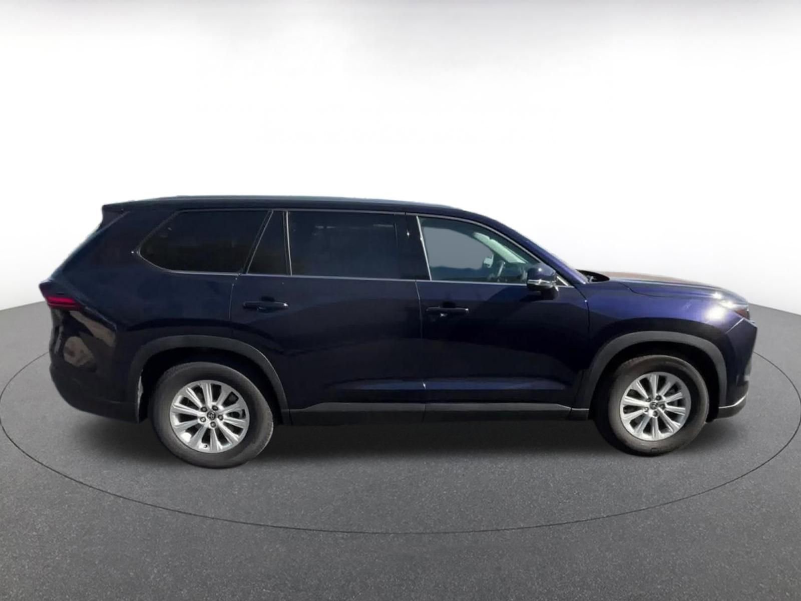 Thumbnail: 2025 Toyota Grand Highlander - 16