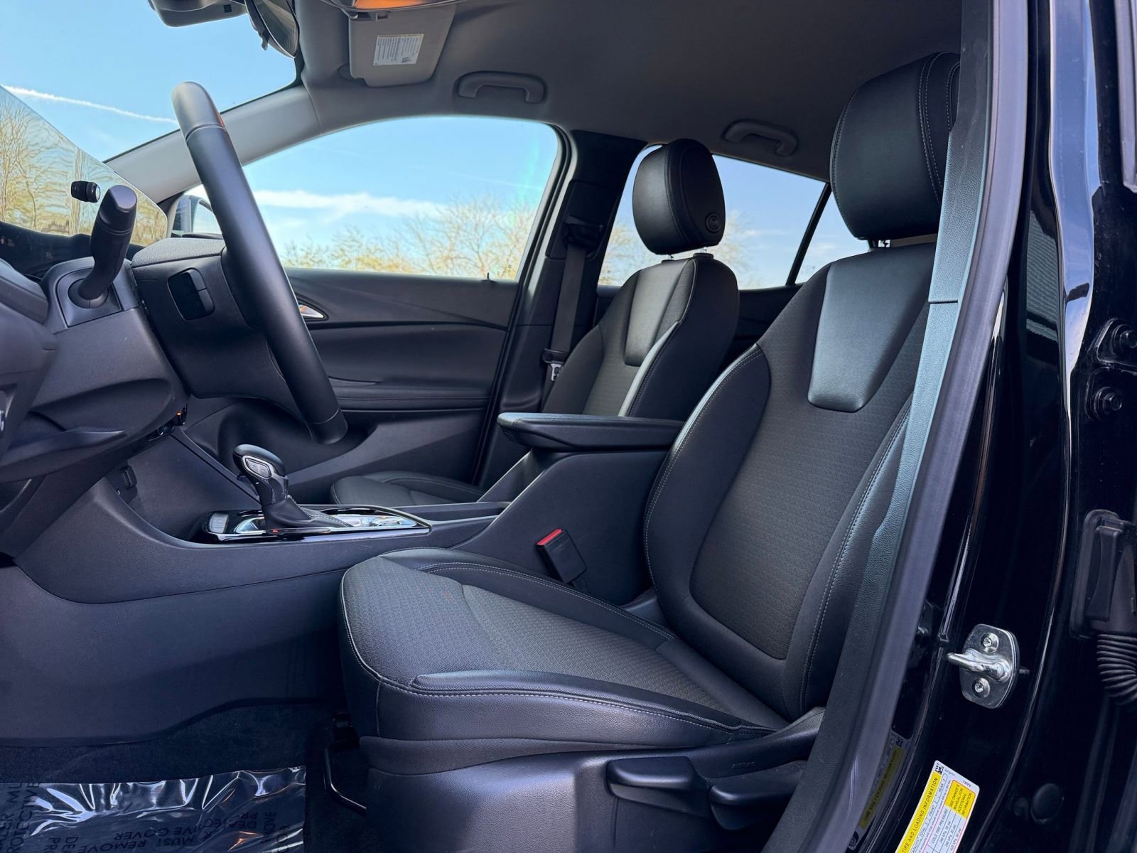 Thumbnail: 2025 Buick Encore GX - 25