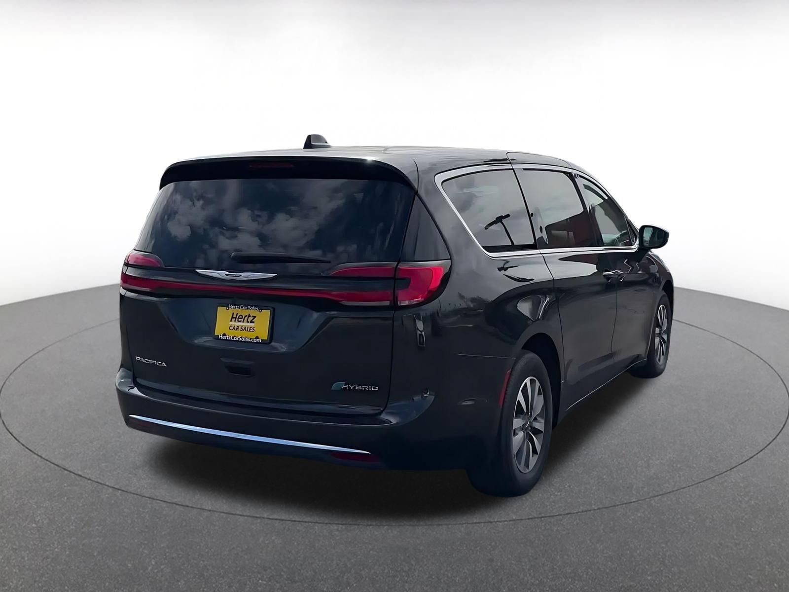 Thumbnail: 2023 Chrysler Pacifica - 14