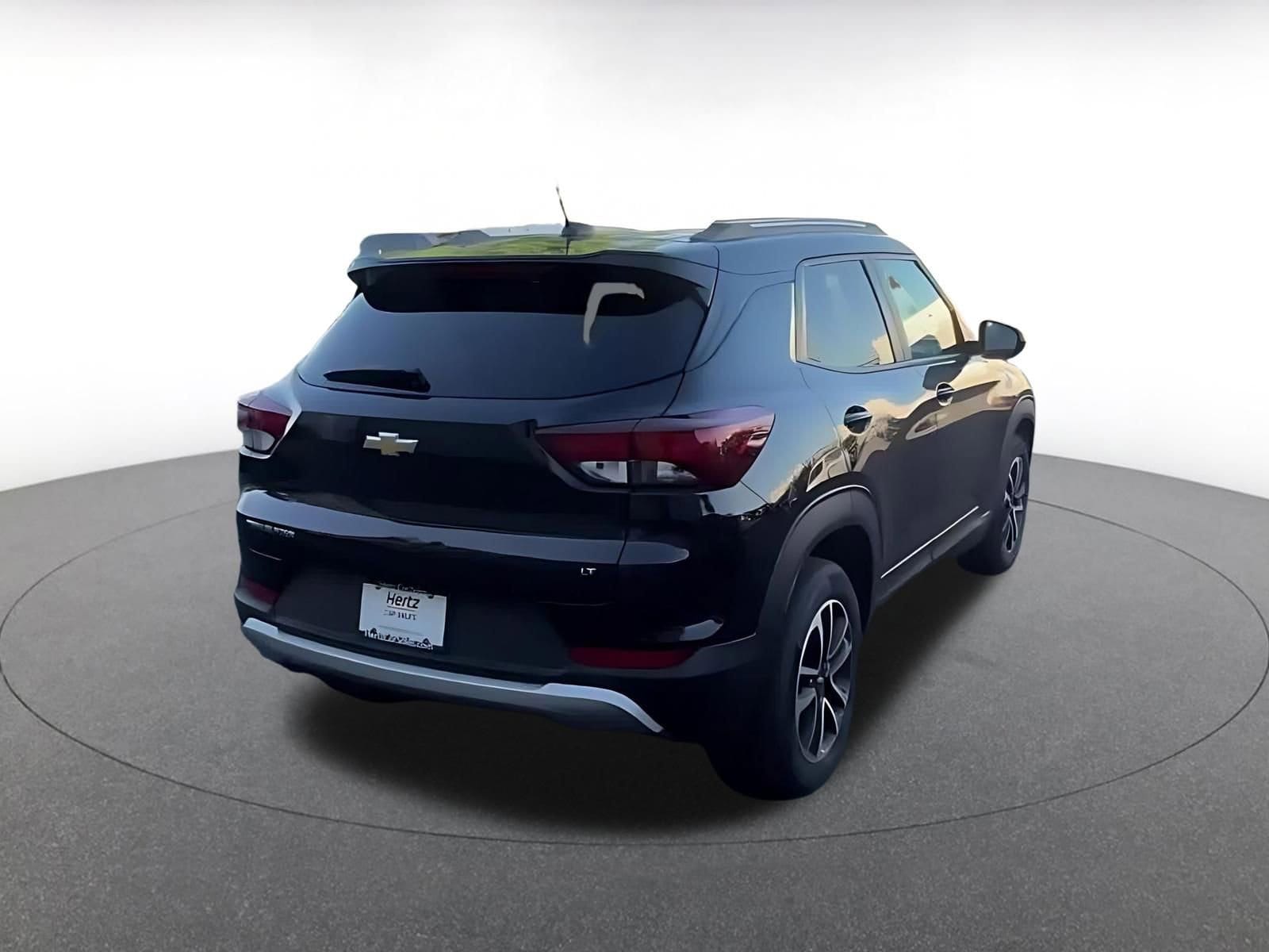 Thumbnail: 2025 Chevrolet TrailBlazer - 14