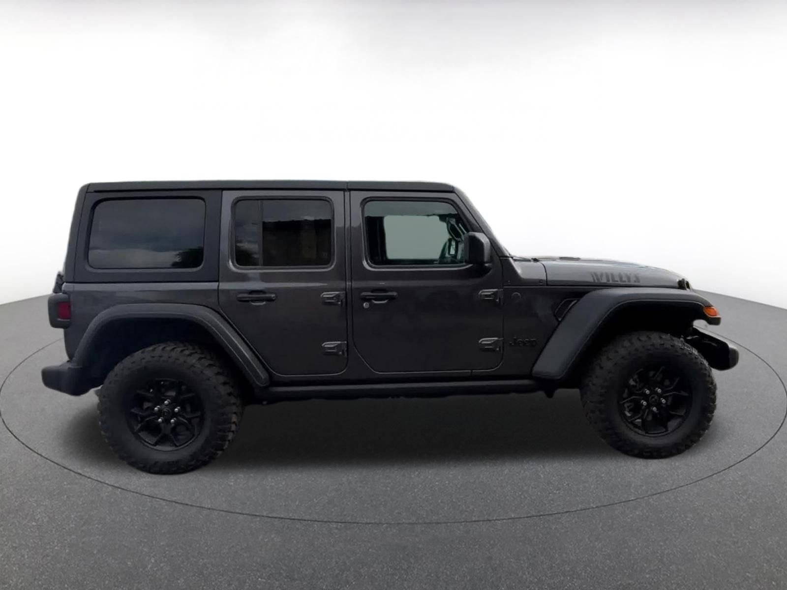 Thumbnail: 2025 Jeep Wrangler - 15