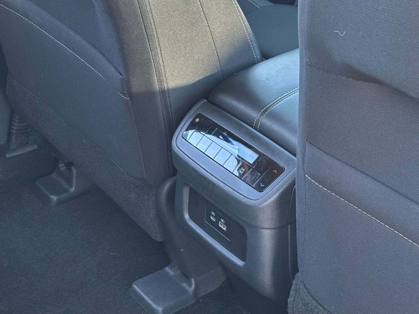 Thumbnail: 2025 Nissan Pathfinder - 25