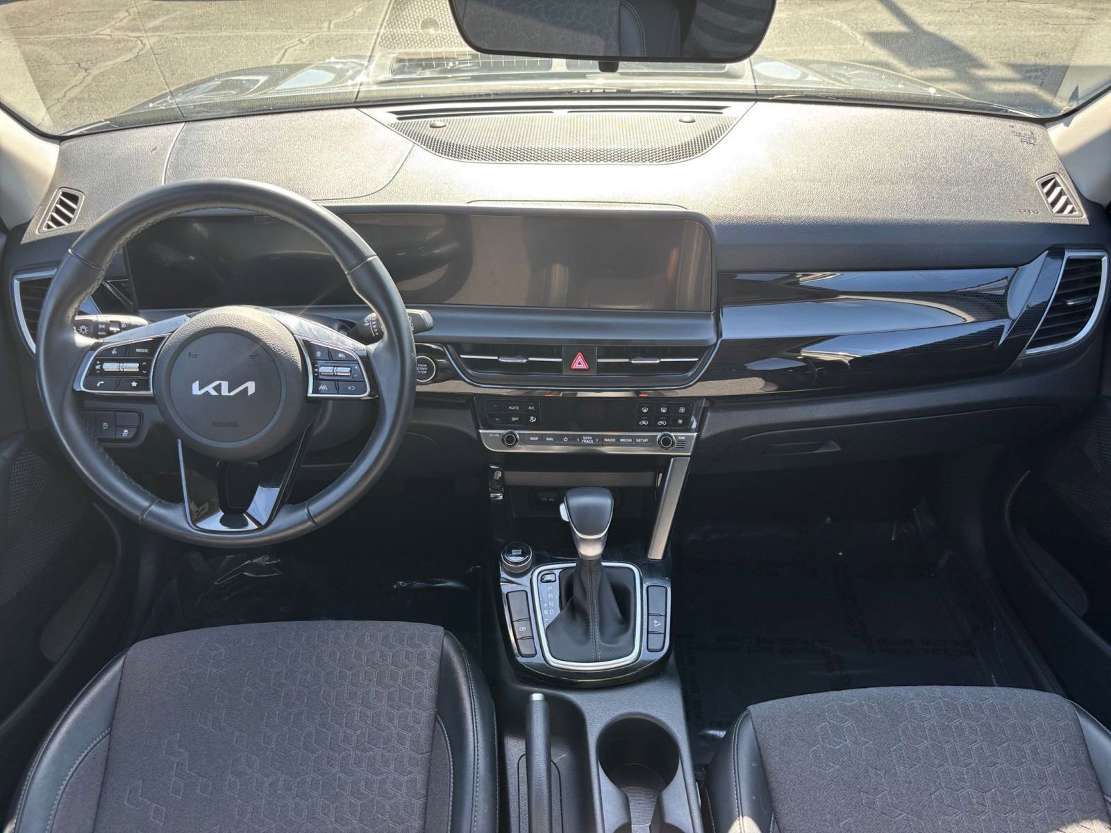 Thumbnail: 2025 Kia Seltos - 34