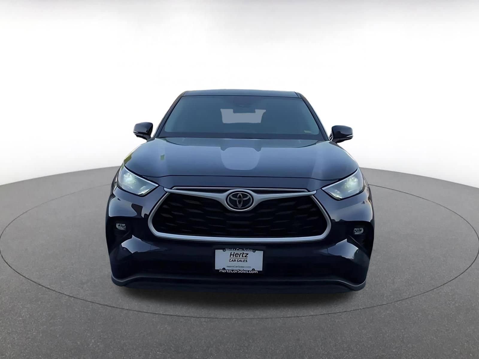 Thumbnail: 2025 Toyota Highlander - 4