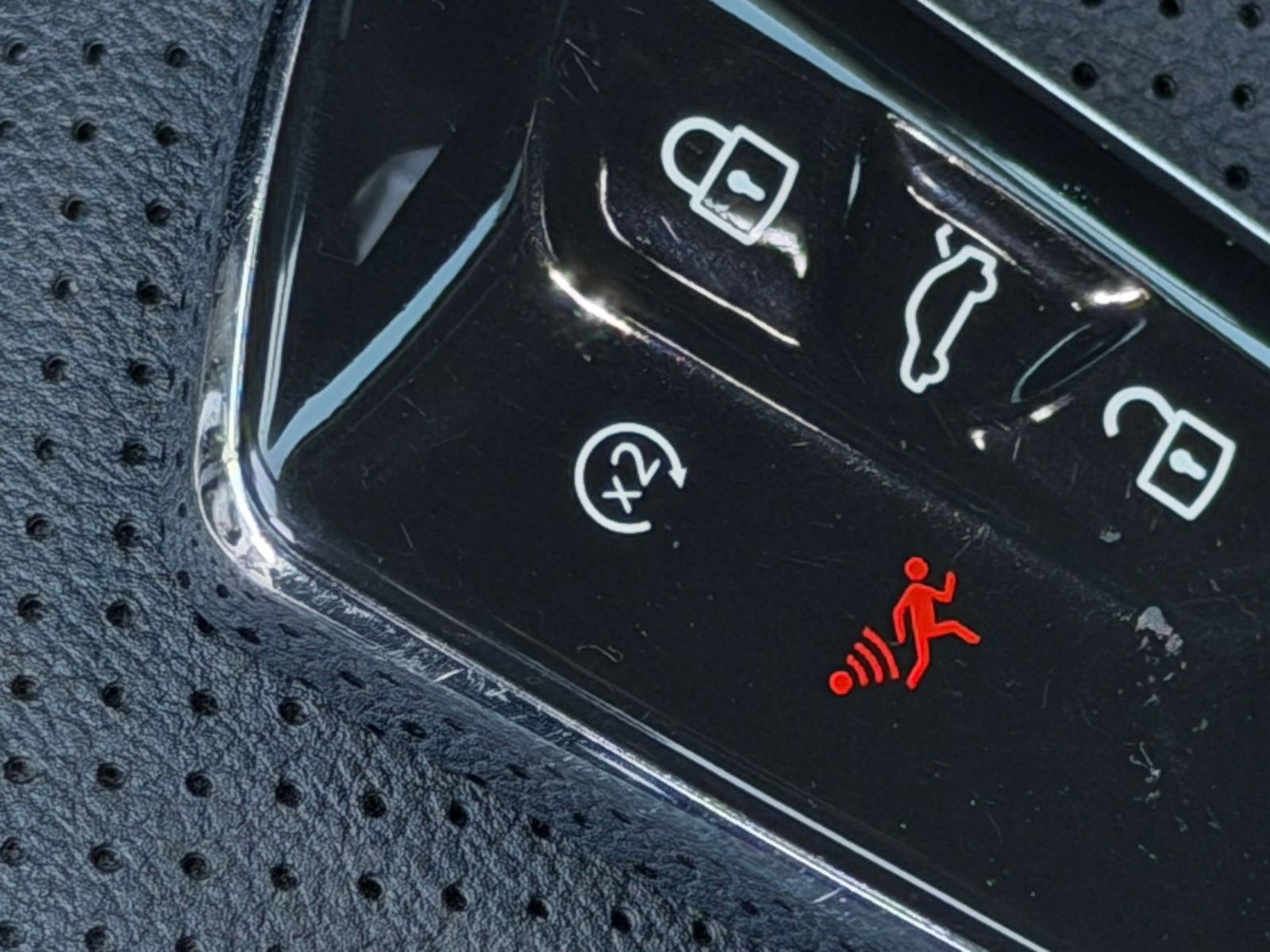 Thumbnail: 2025 Volkswagen Atlas - 27