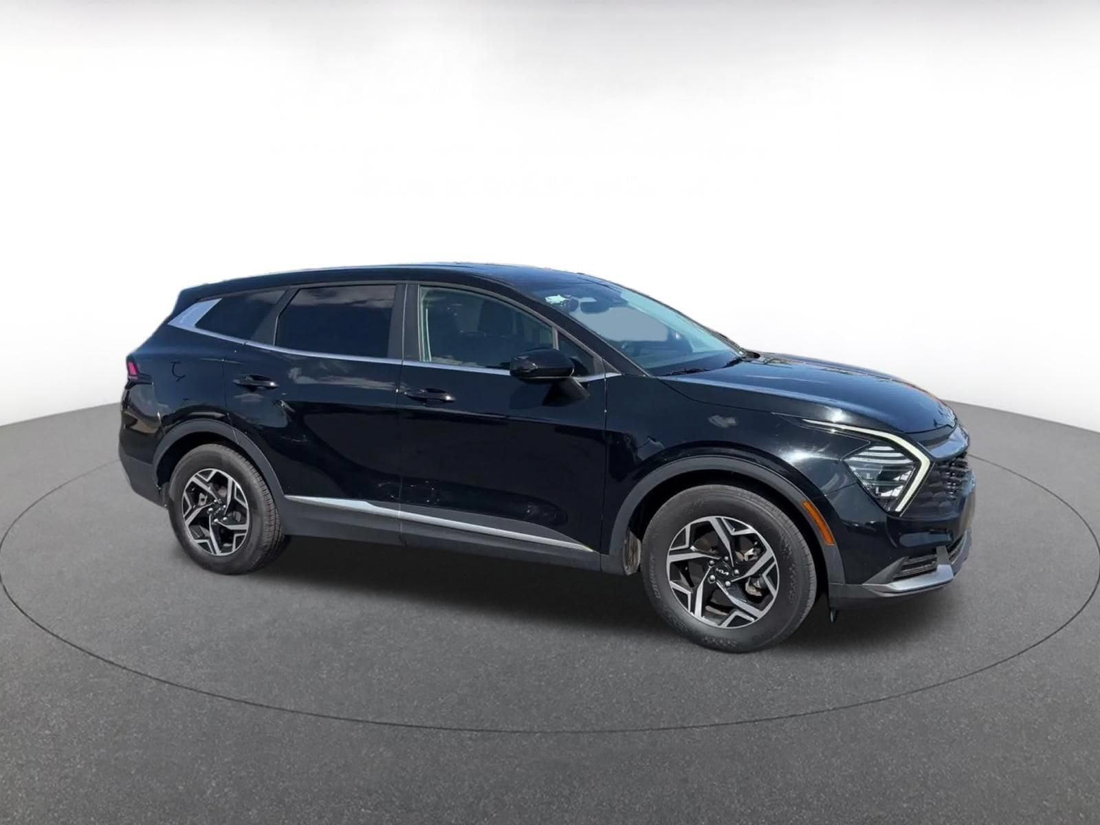 Thumbnail: 2025 Kia Sportage - 2