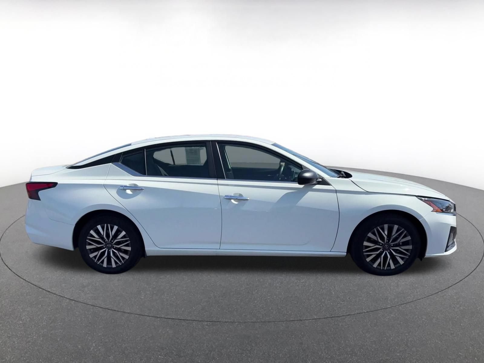 Thumbnail: 2025 Nissan Altima - 16