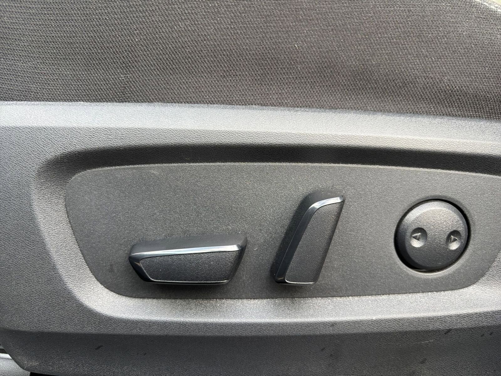 Thumbnail: 2025 Nissan Pathfinder - 24