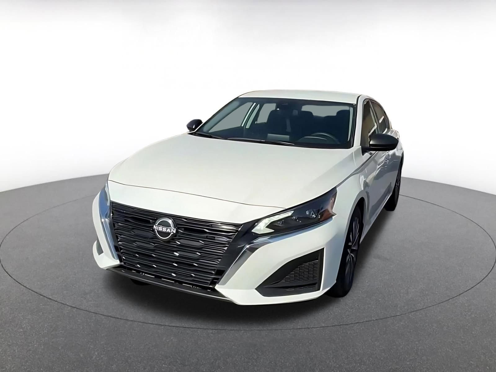Thumbnail: 2025 Nissan Altima - 7