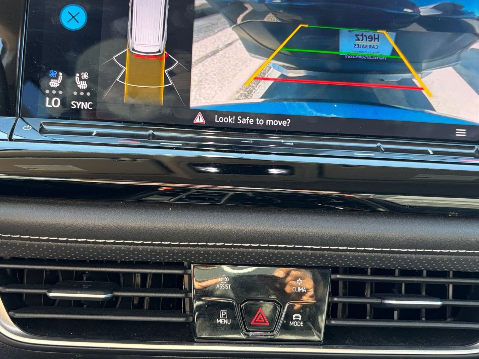 Thumbnail: 2024 Volkswagen Atlas - 25