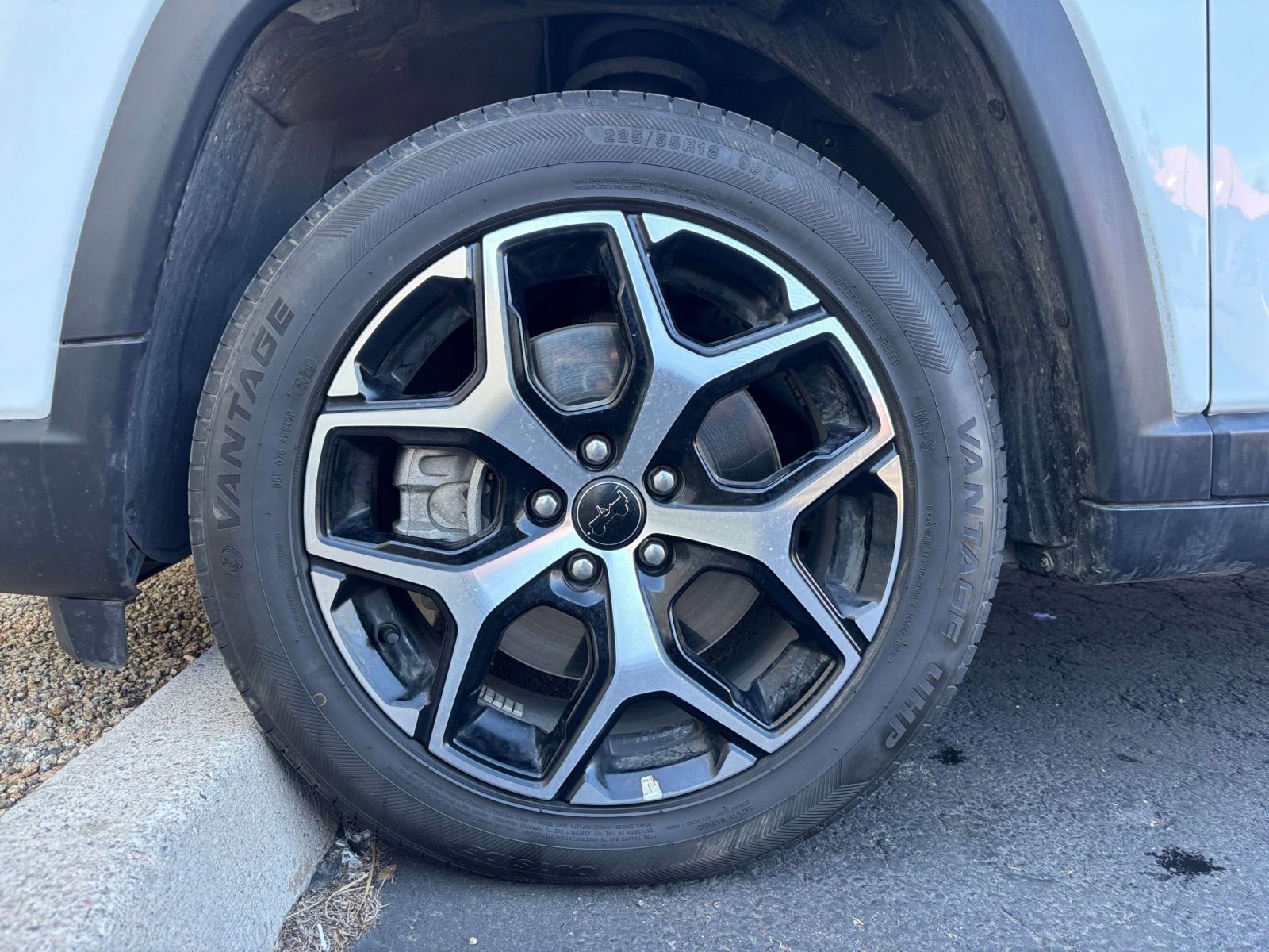 Thumbnail: 2025 Jeep Compass - 31