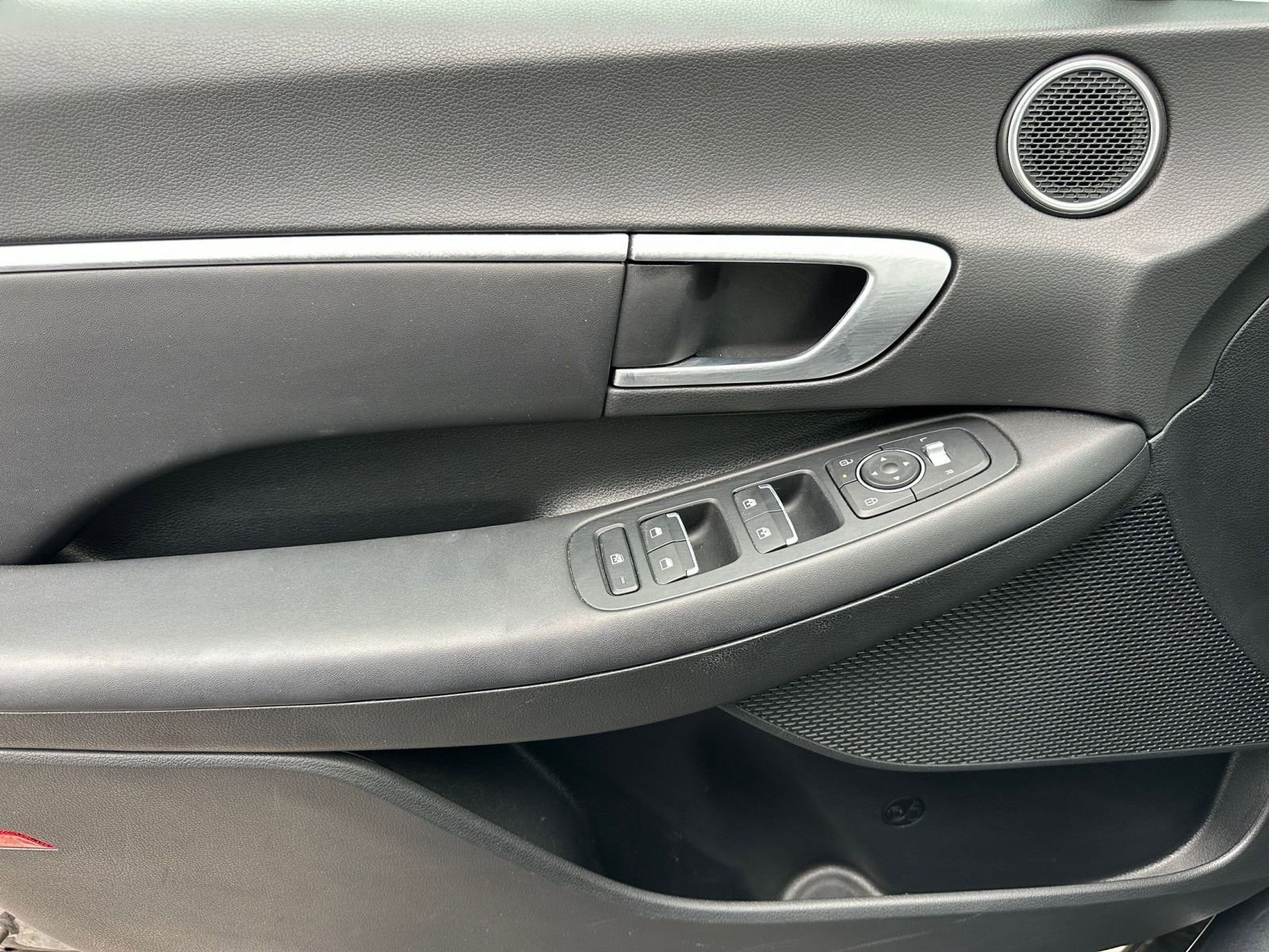 Thumbnail: 2024 Hyundai Sonata - 20