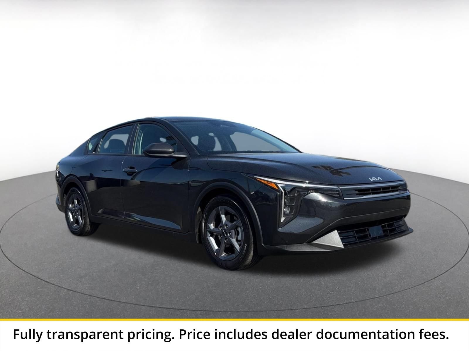 Thumbnail: 2026 Kia K4 - 1