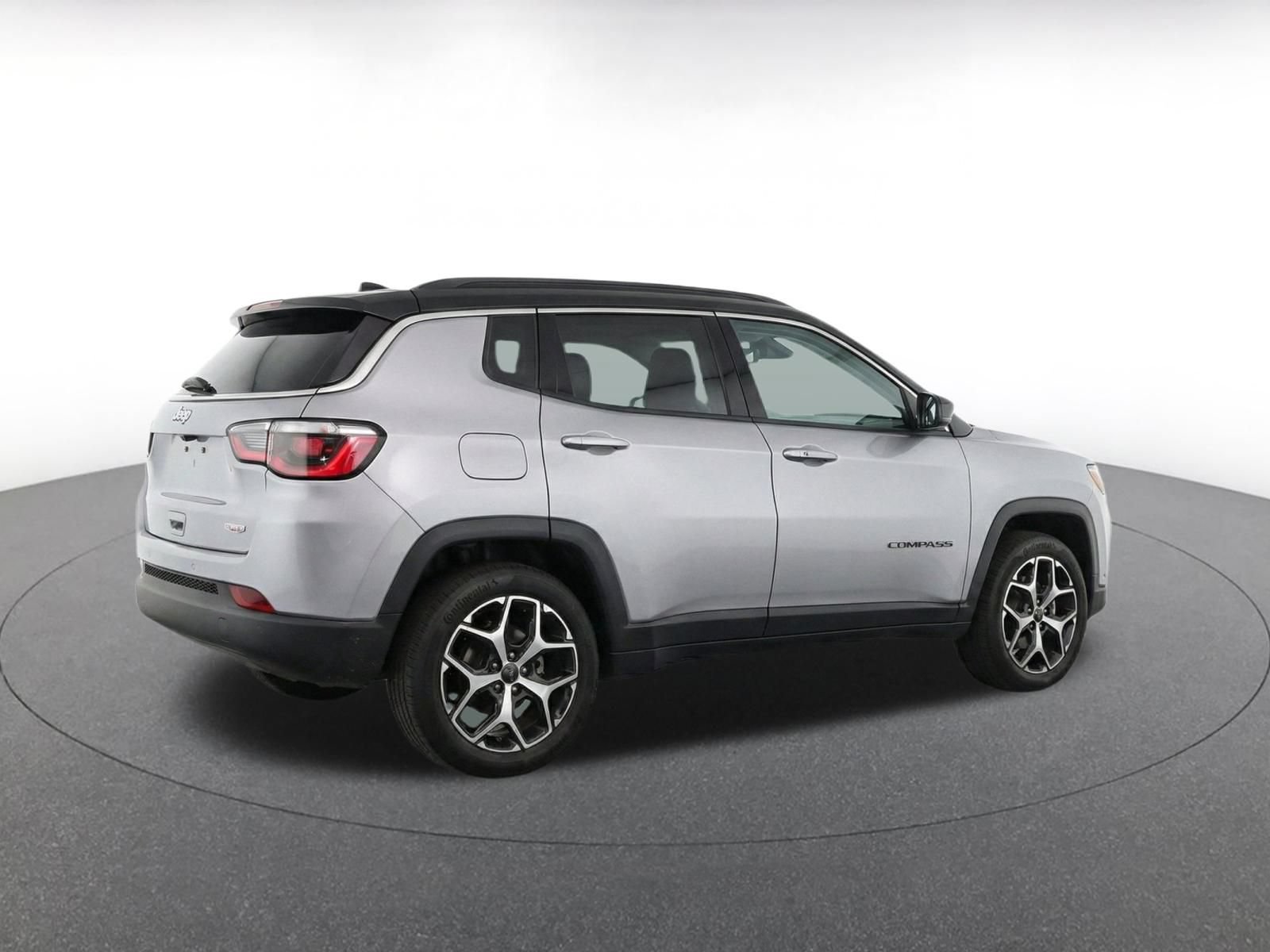 Thumbnail: 2025 Jeep Compass - 9