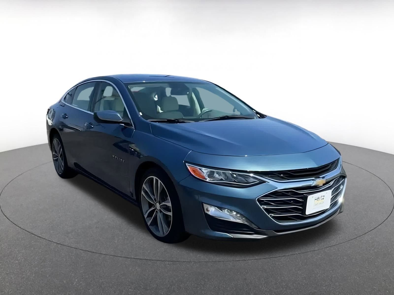 Thumbnail: 2024 Chevrolet Malibu - 3