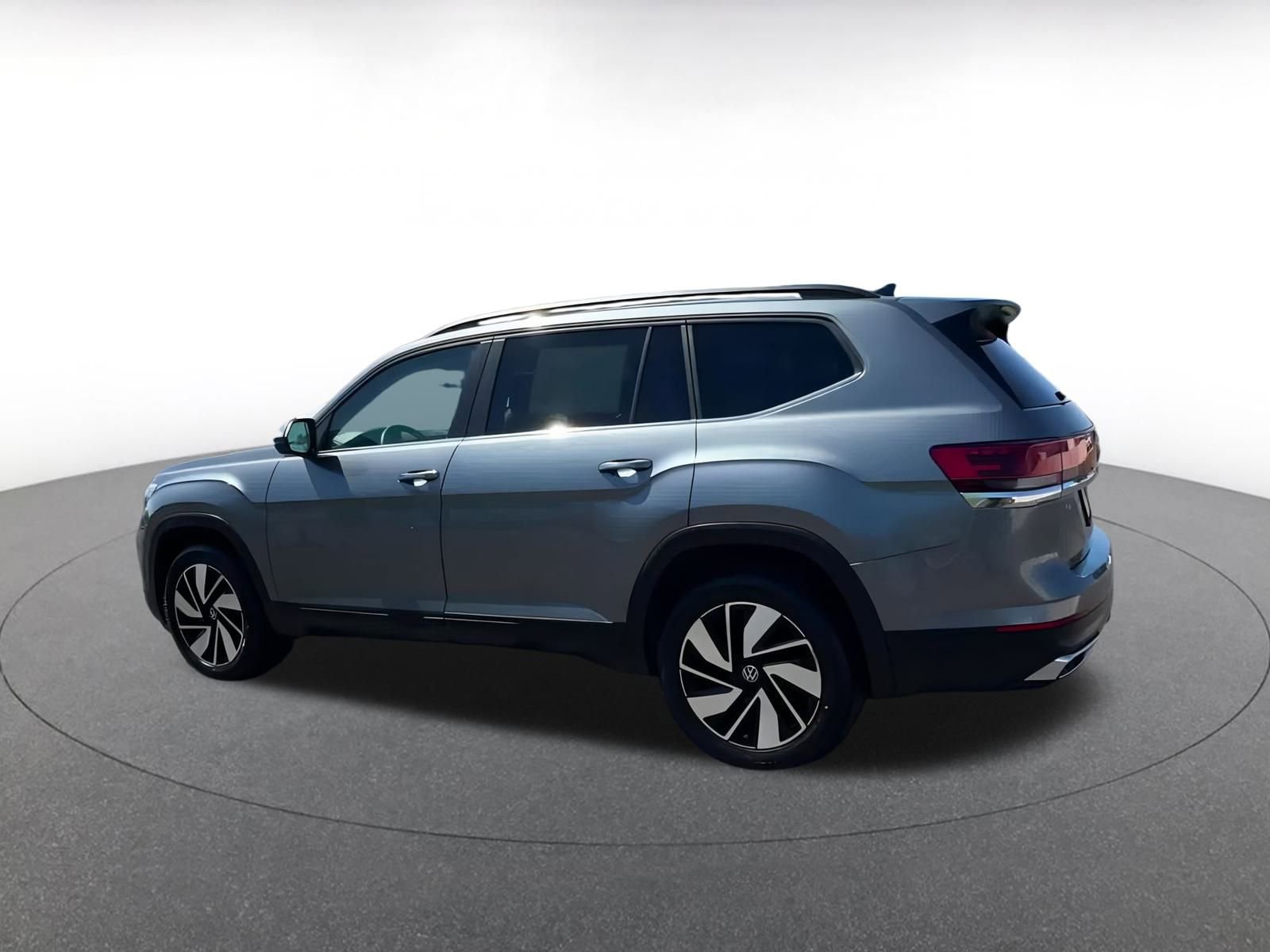 Thumbnail: 2024 Volkswagen Atlas - 10