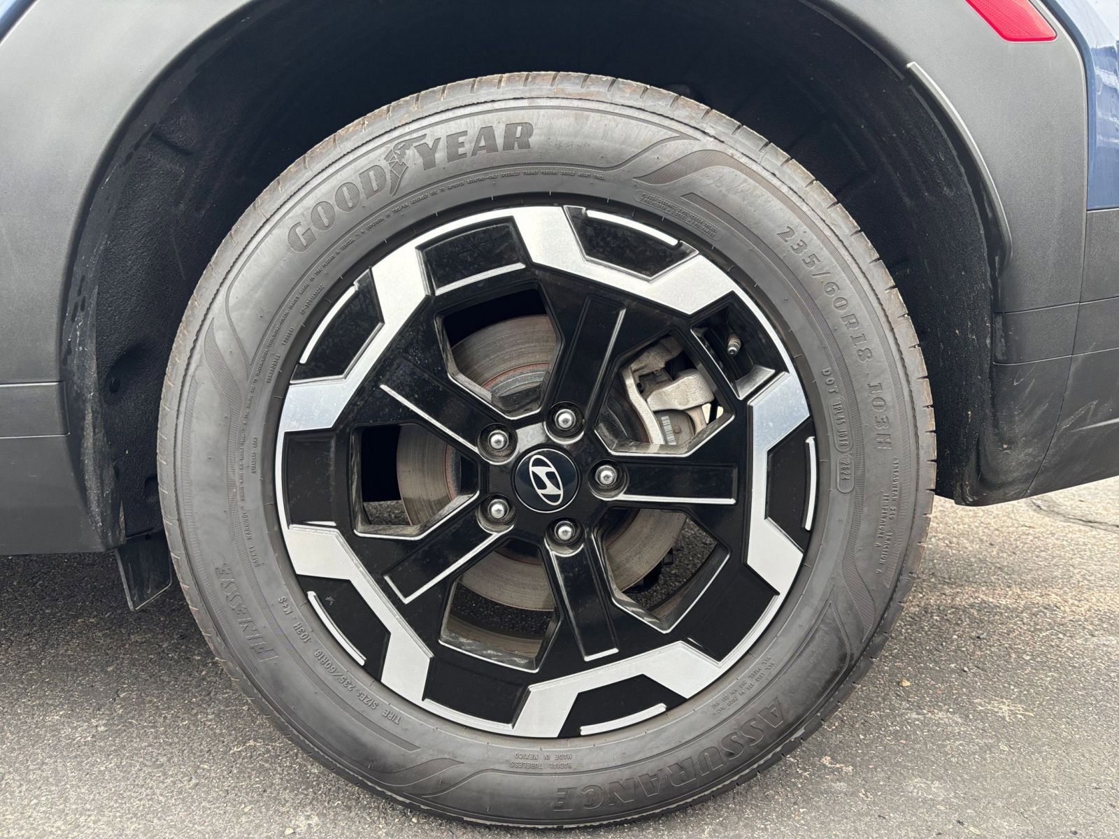 Thumbnail: 2025 Hyundai Santa Fe - 31