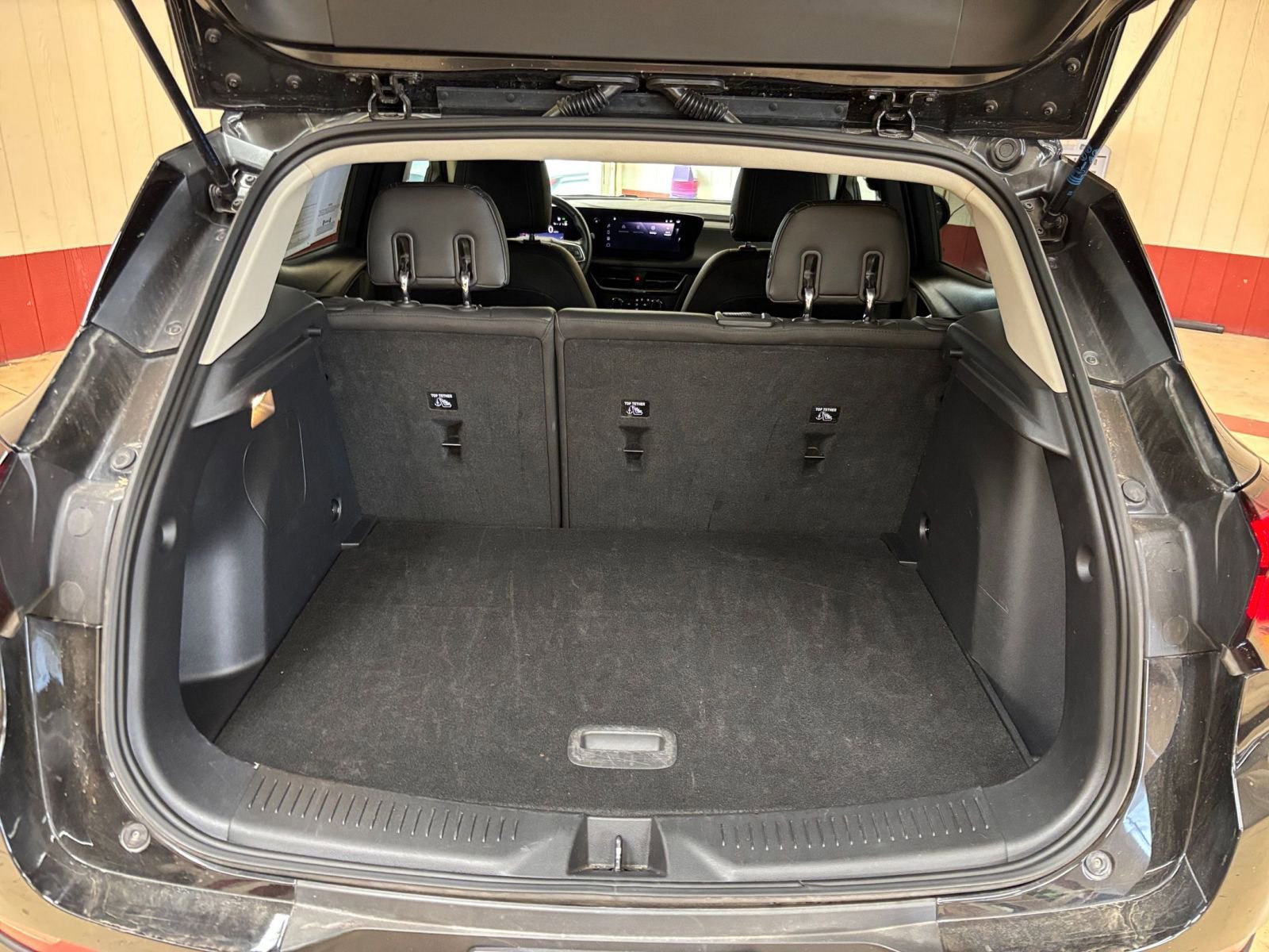 Thumbnail: 2025 Buick Encore GX - 30