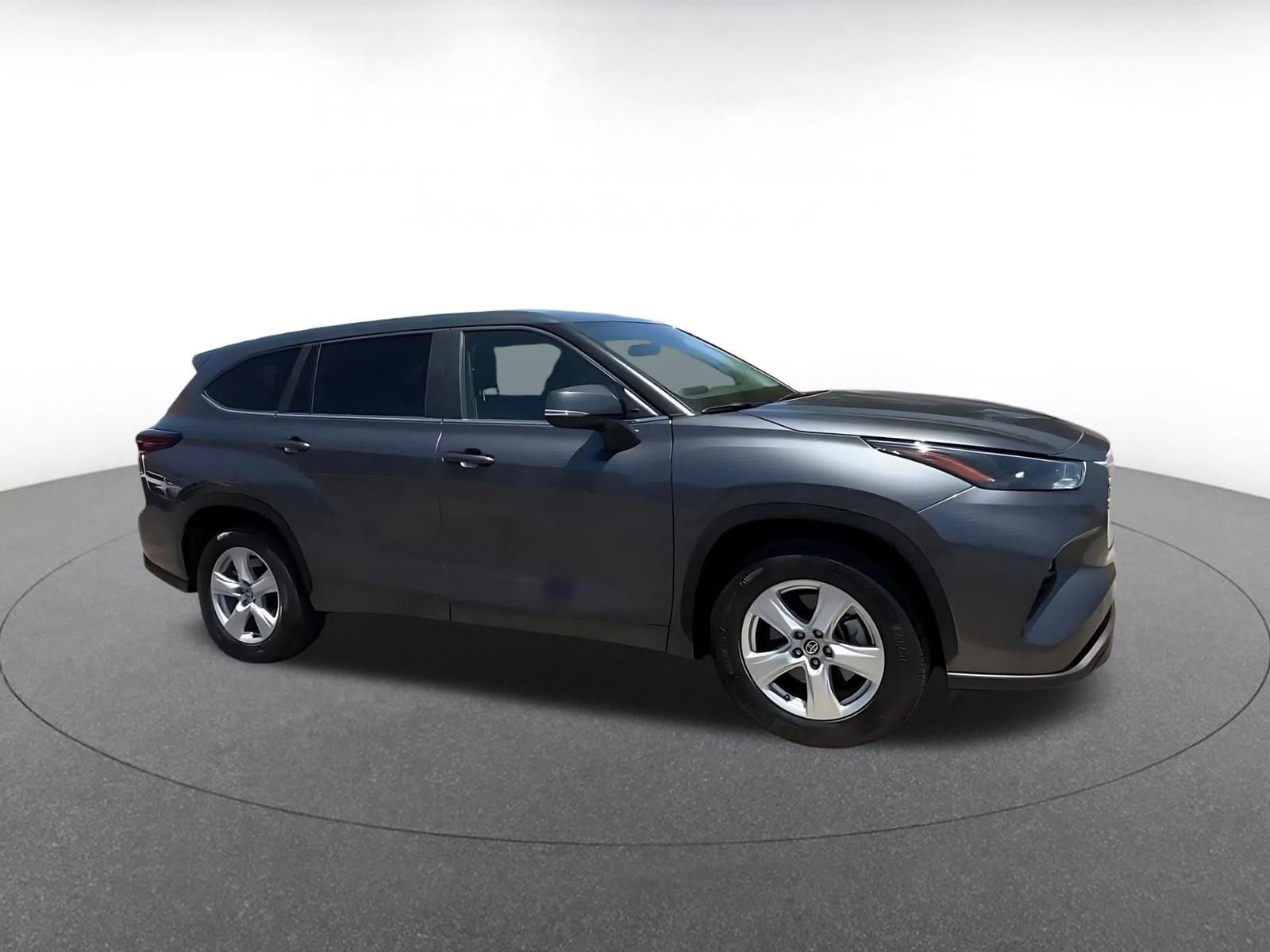 Thumbnail: 2025 Toyota Highlander - 2