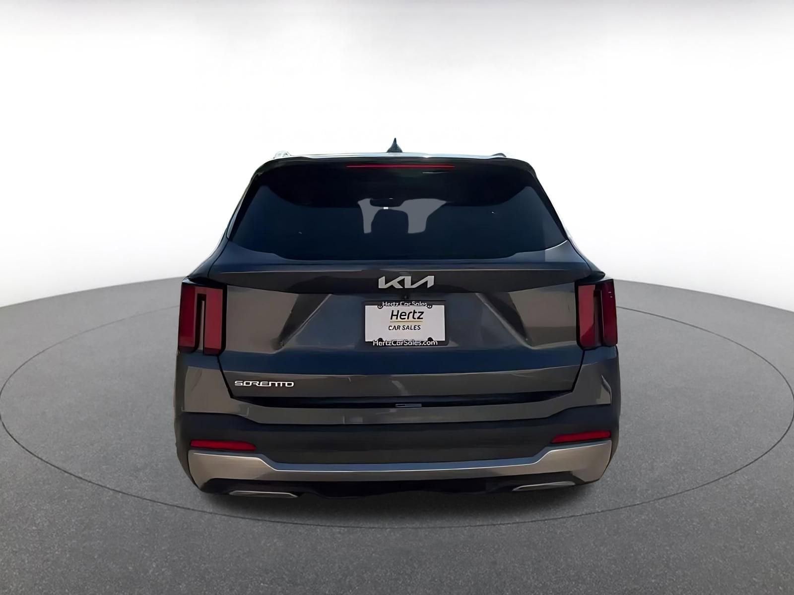 Thumbnail: 2024 Kia Sorento - 12