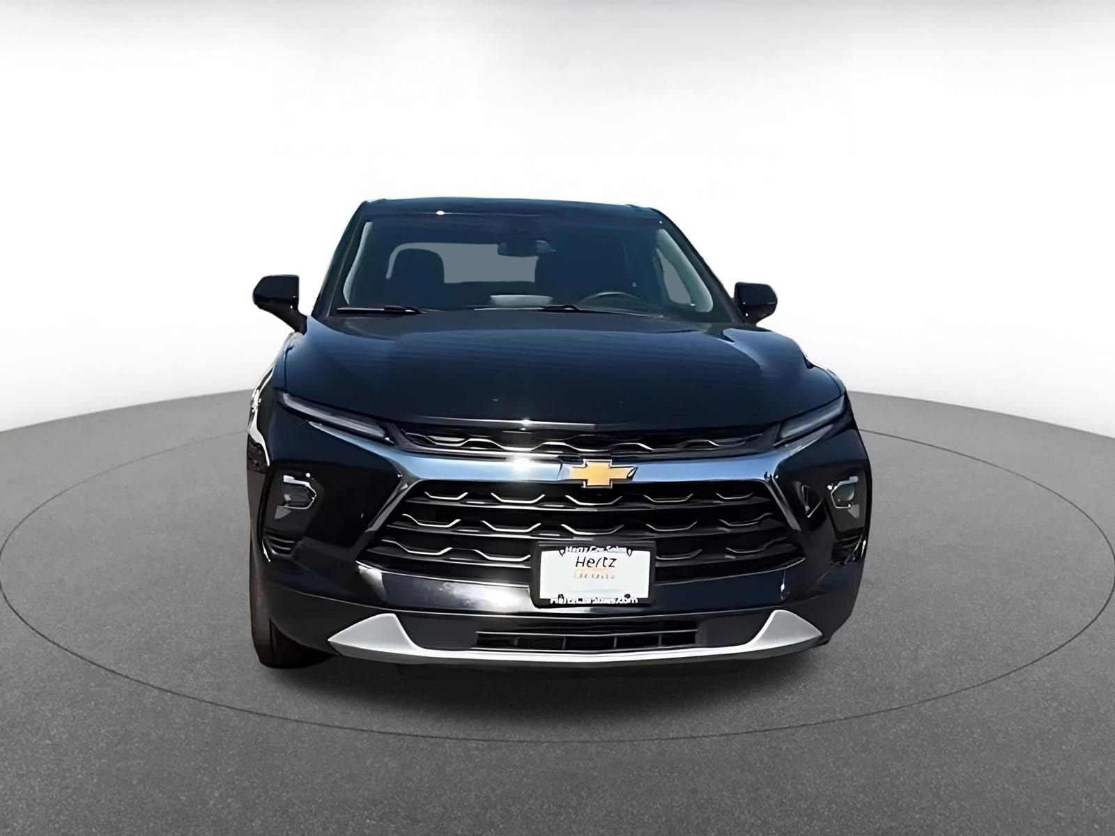 Thumbnail: 2025 Chevrolet Blazer - 4