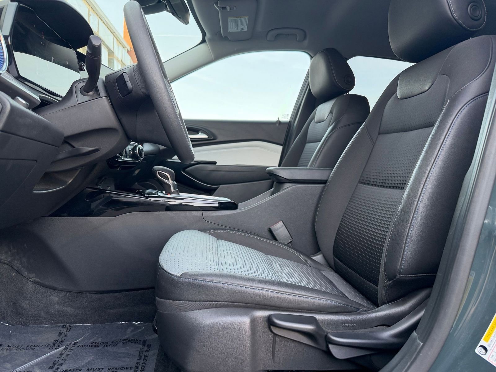 Thumbnail: 2025 Chevrolet Trax - 25