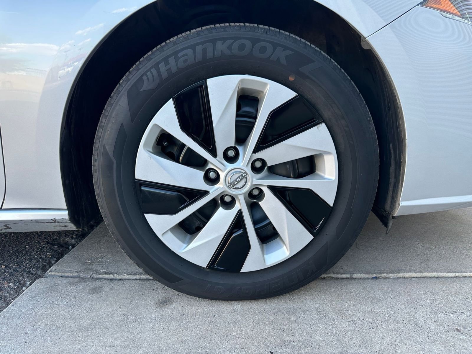 Thumbnail: 2024 Nissan Altima - 28