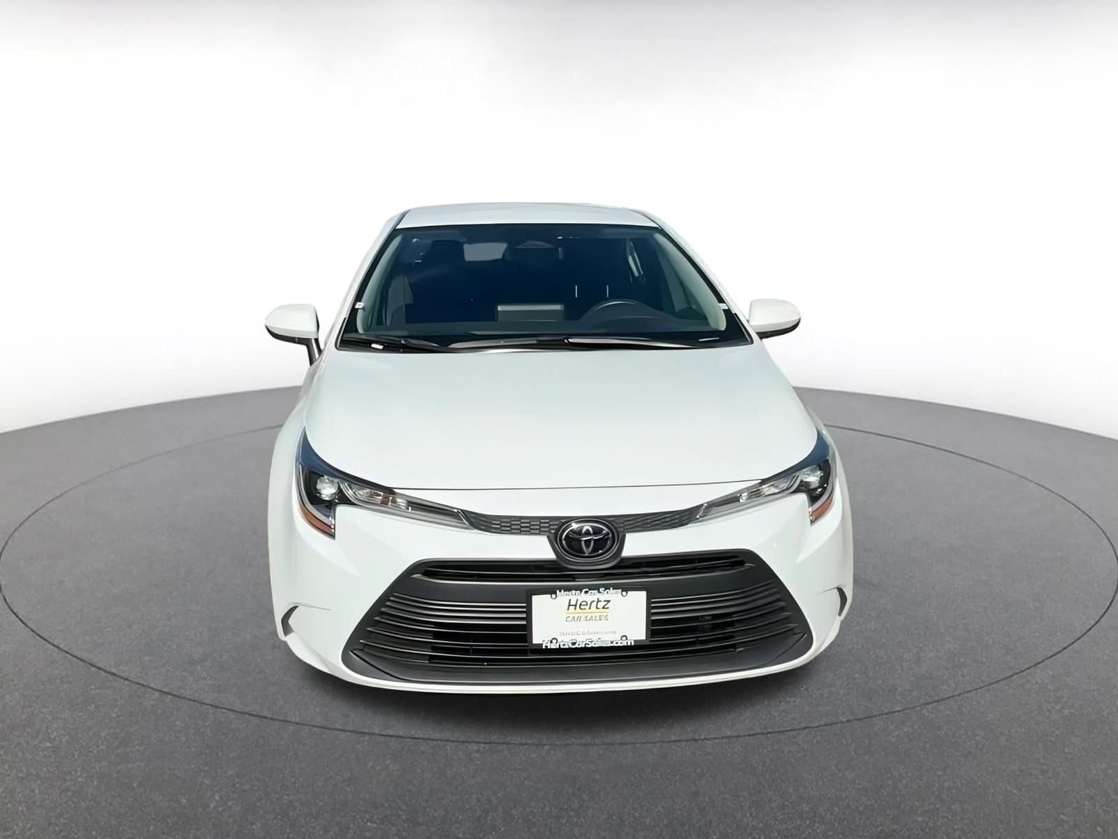 Thumbnail: 2025 Toyota Corolla - 4