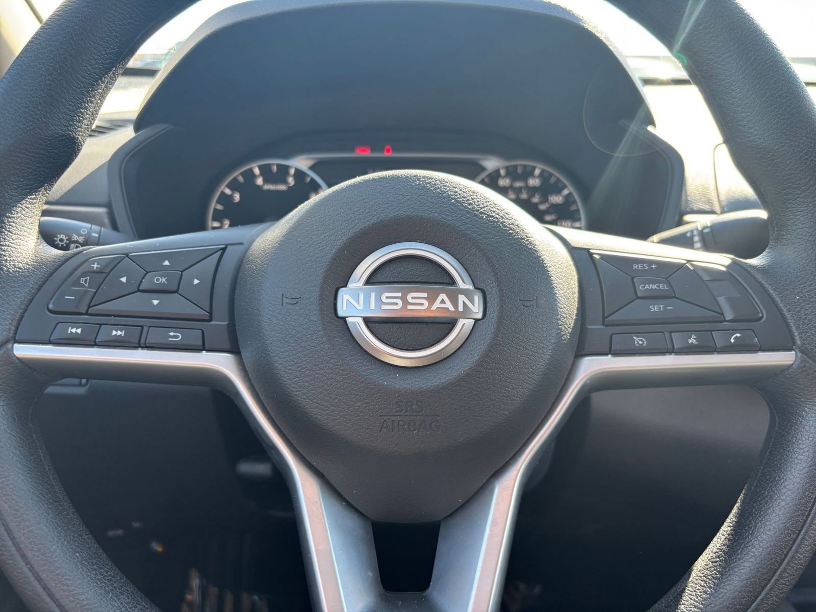 Thumbnail: 2025 Nissan Altima - 28