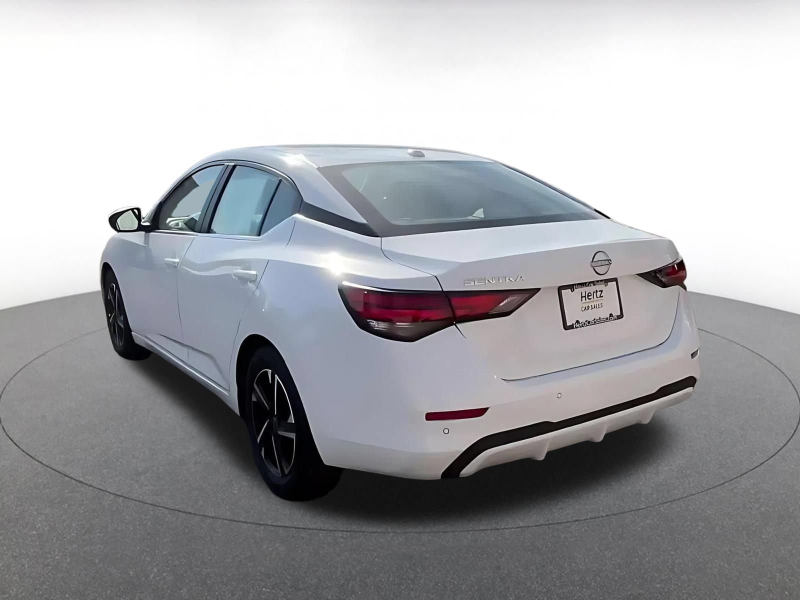 Thumbnail: 2025 Nissan Sentra - 11