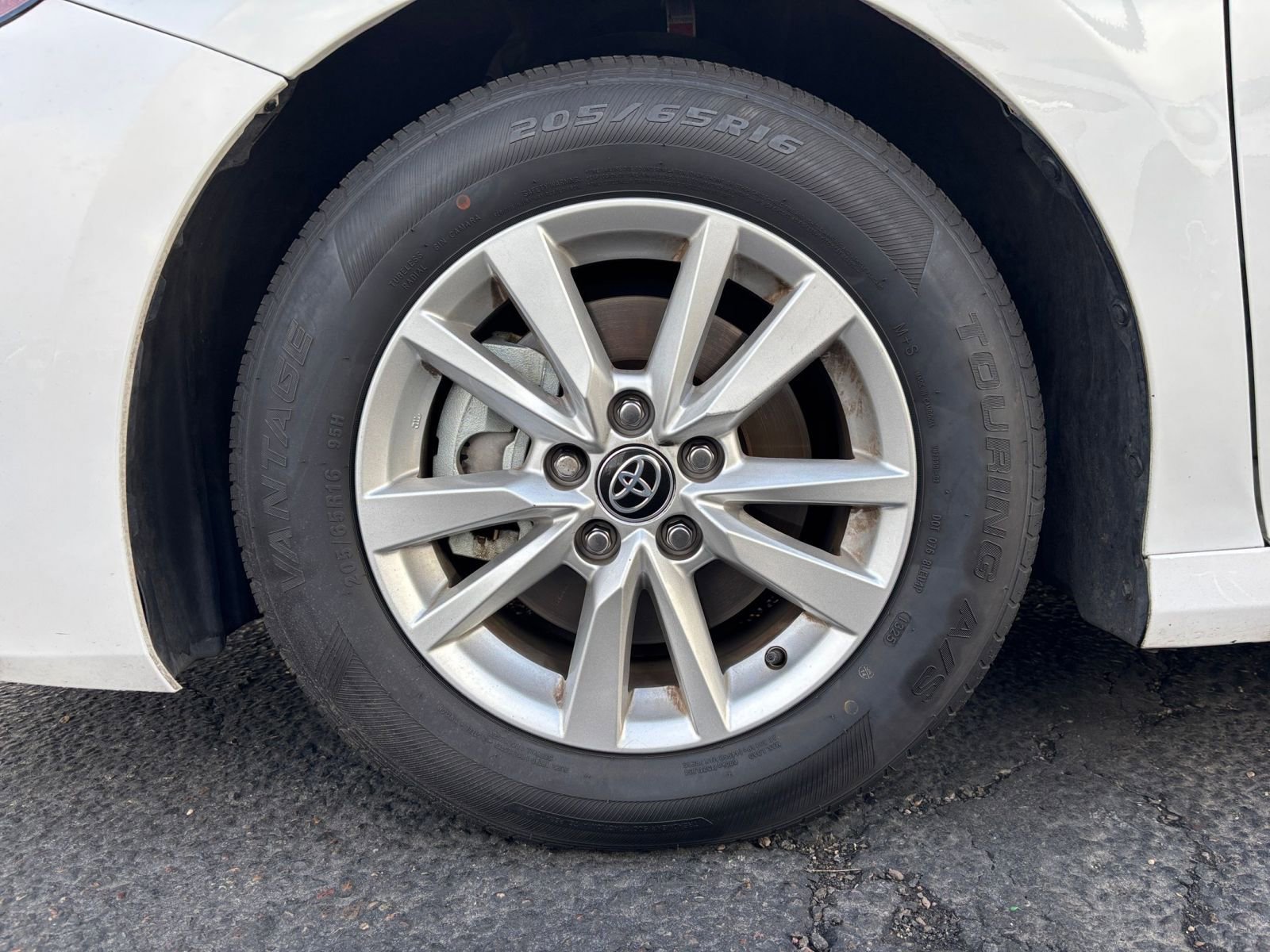 Thumbnail: 2025 Toyota Camry - 29