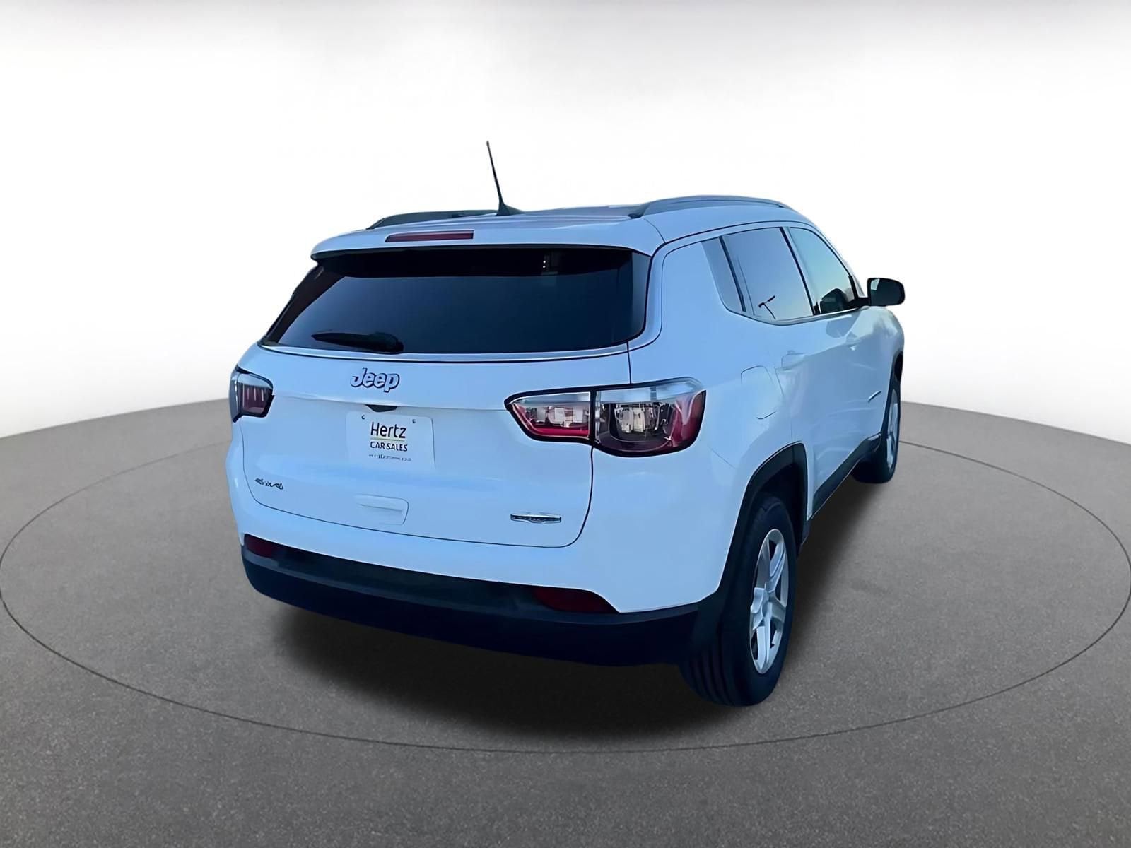 Thumbnail: 2023 Jeep Compass - 15