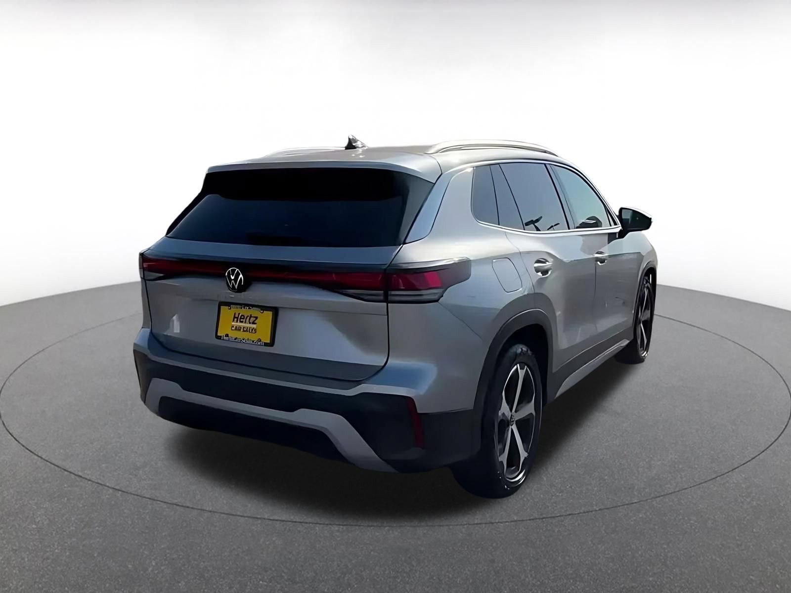 Thumbnail: 2026 Volkswagen Tiguan - 12