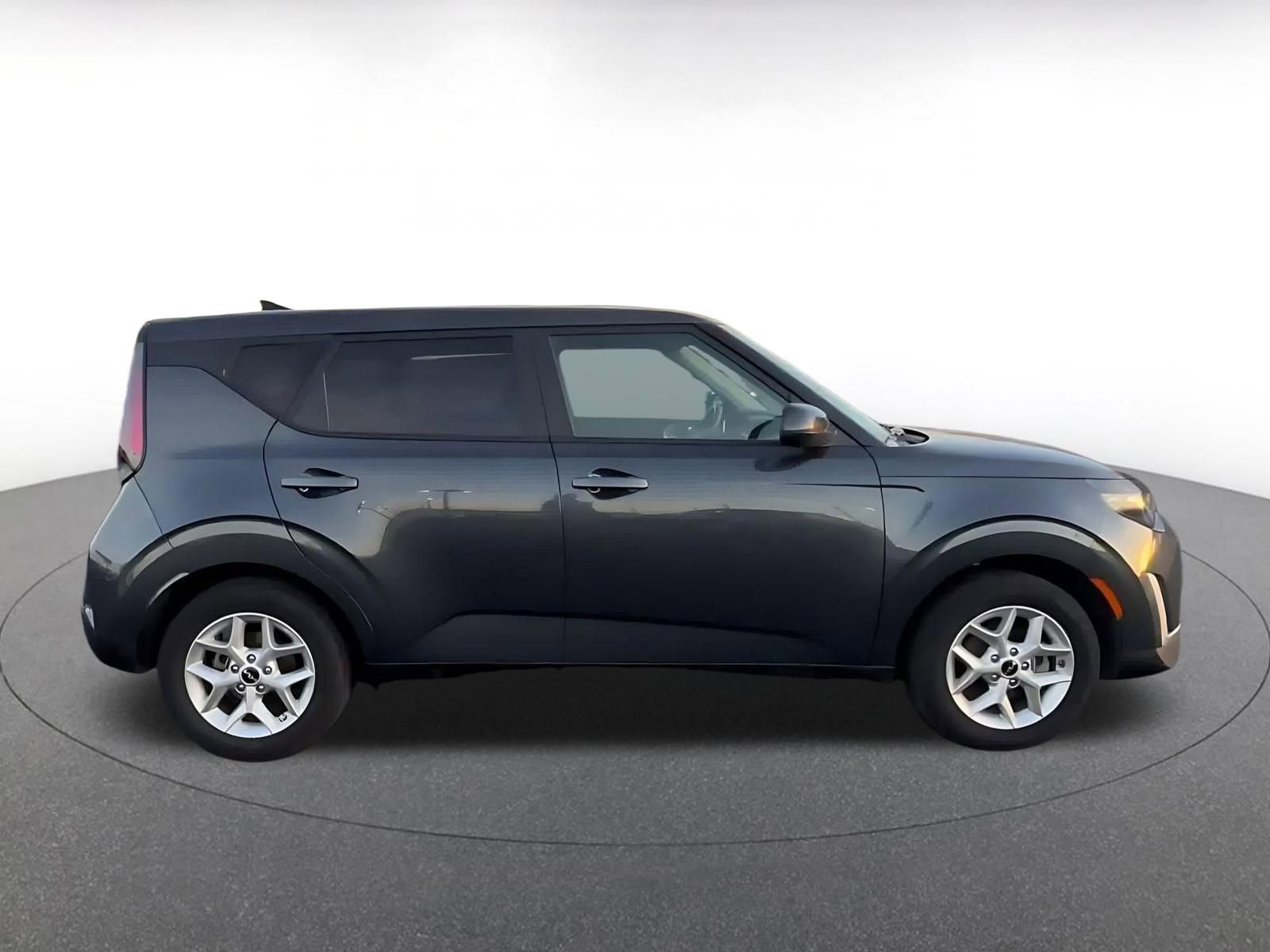 Thumbnail: 2025 Kia Soul - 16